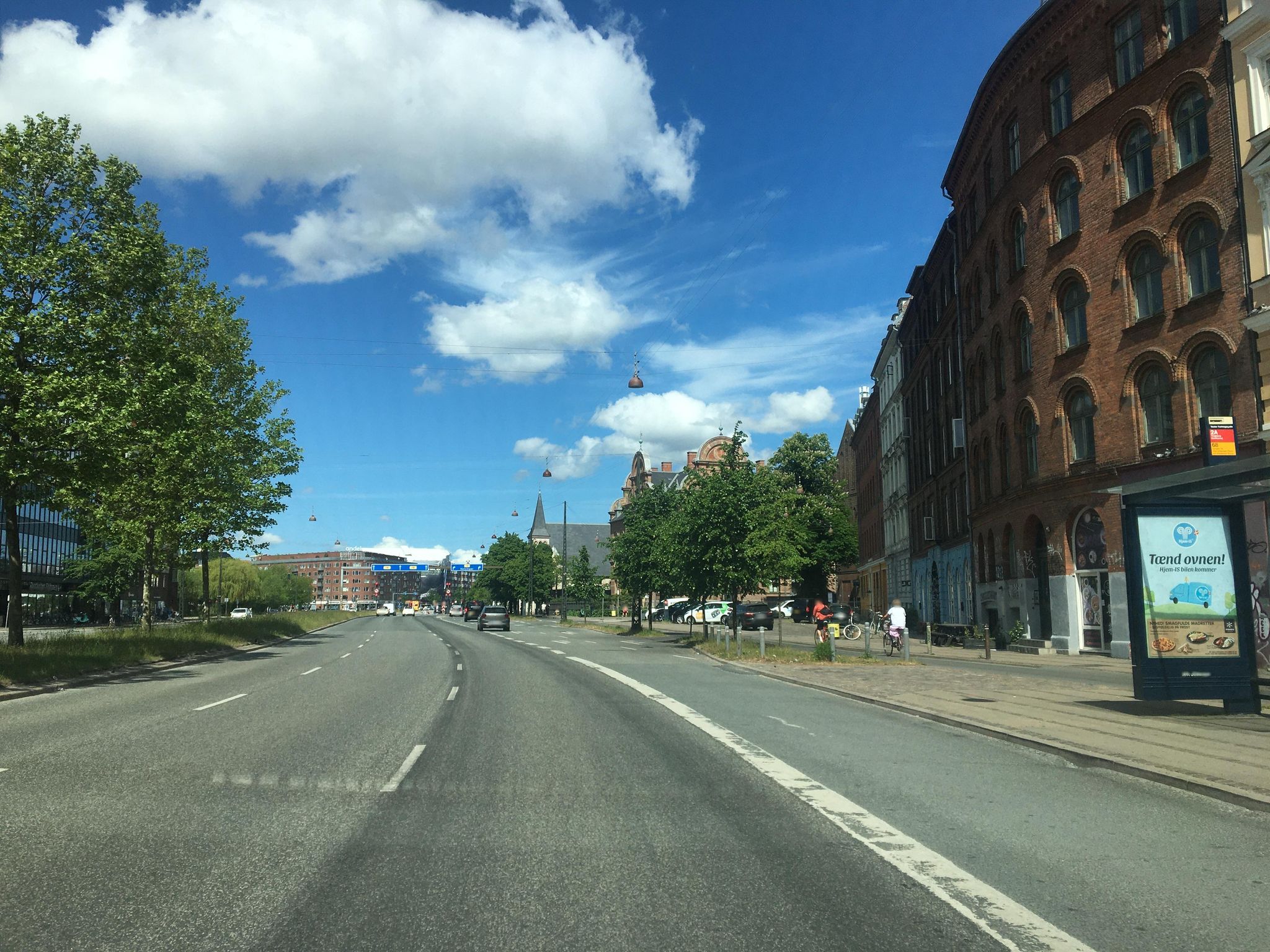 Mapillary-Foto in der Nähe von No deux bistro