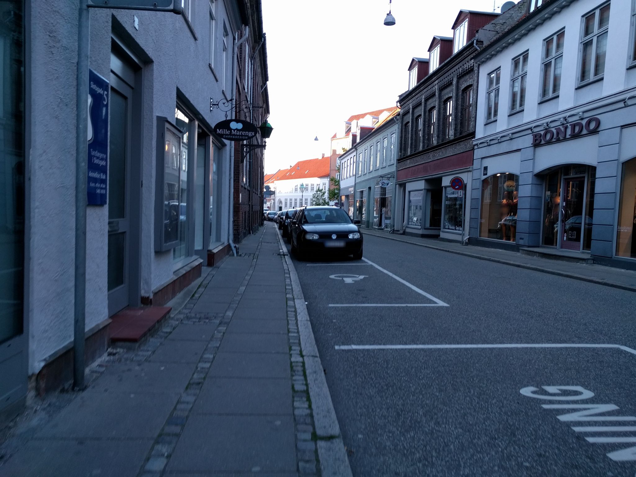 Mapillary-foto nær Voss & Keller - Galleri