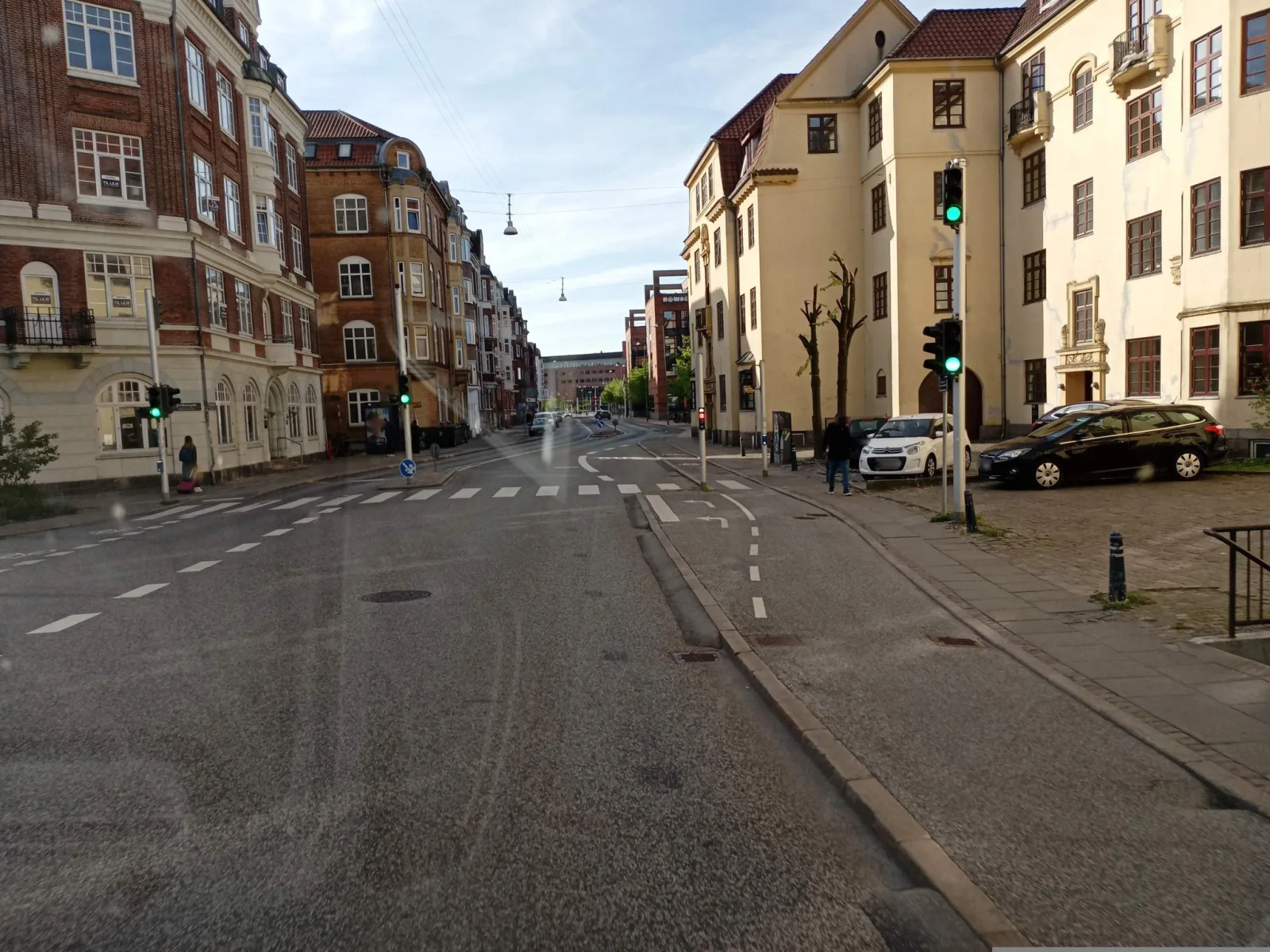 Mapillary-foto nær Væg