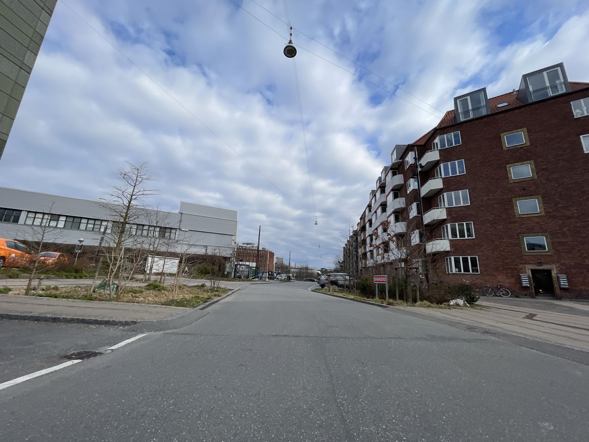Mapillary-foto nær The Mystery of Banksy "A Genius Mind"