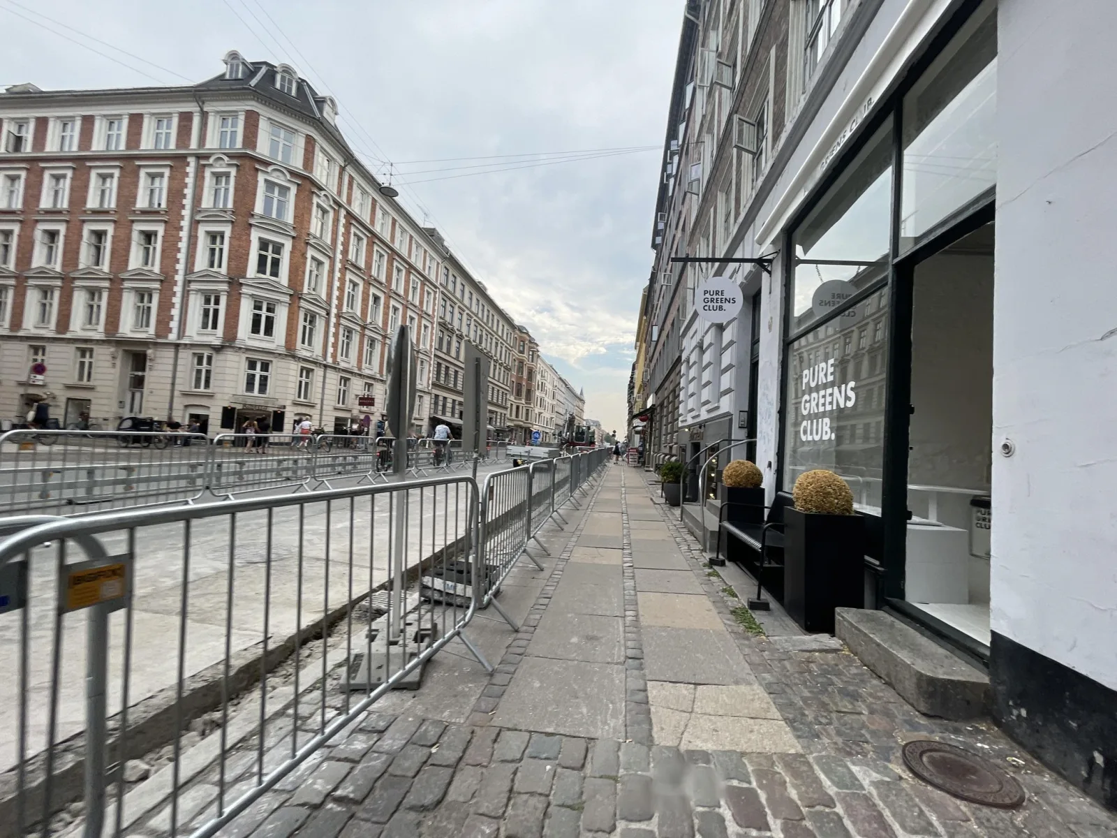 Mapillary-Foto in der Nähe von OHO Thai Food