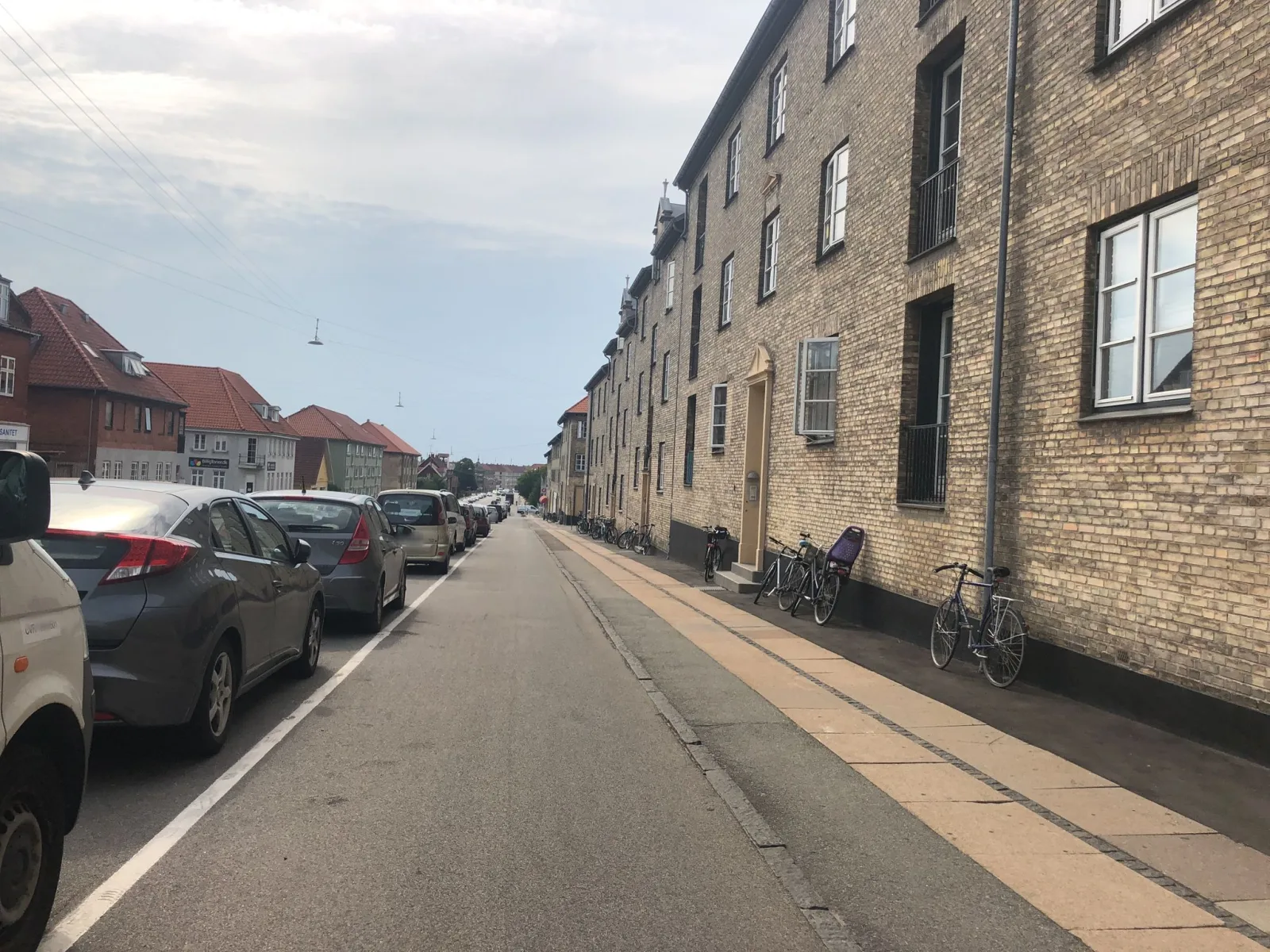 Mapillary-Foto in der Nähe von Oriental Pizza Bar