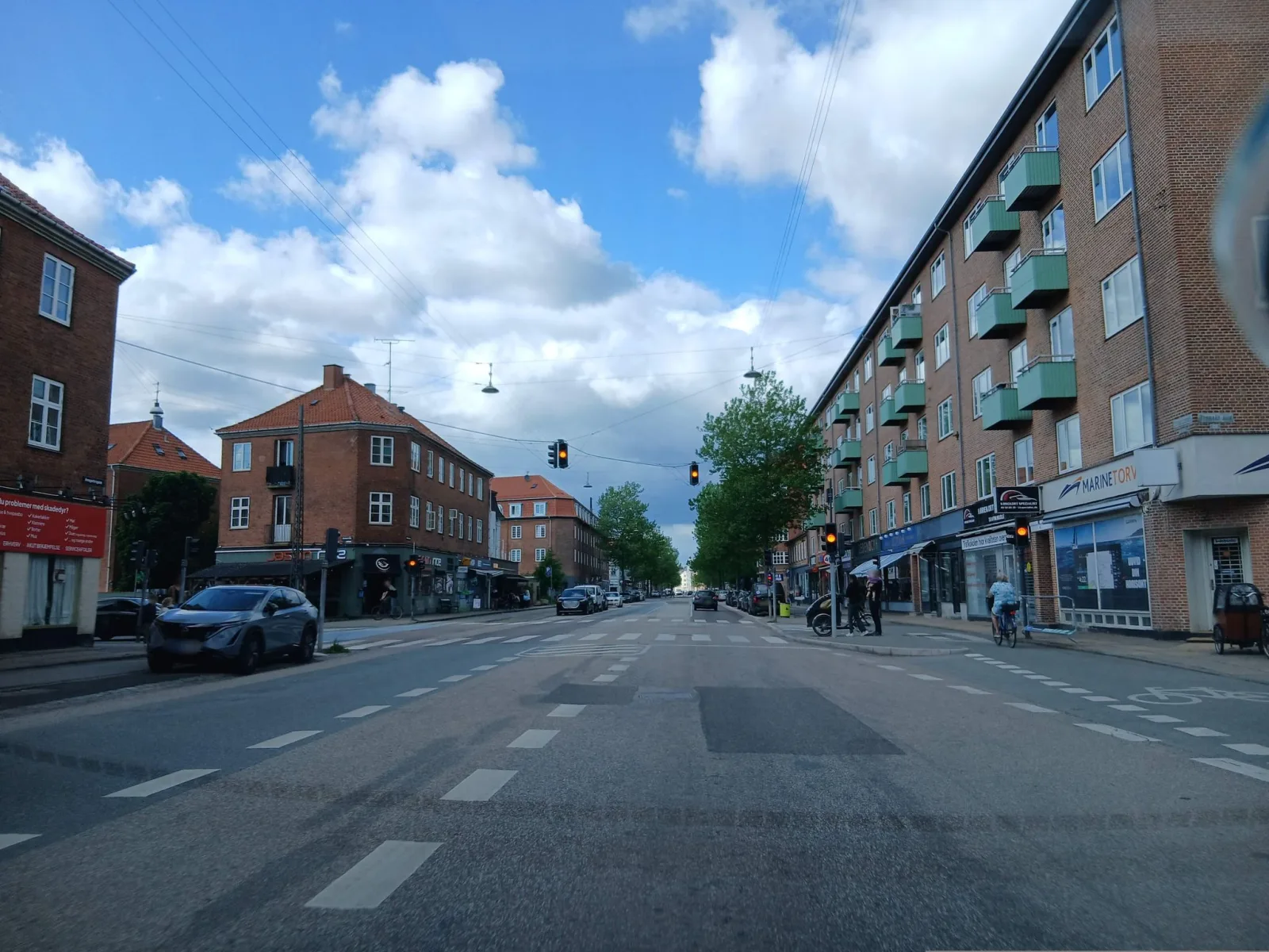 Mapillary-Foto in der Nähe von Orlandos Pizzaria