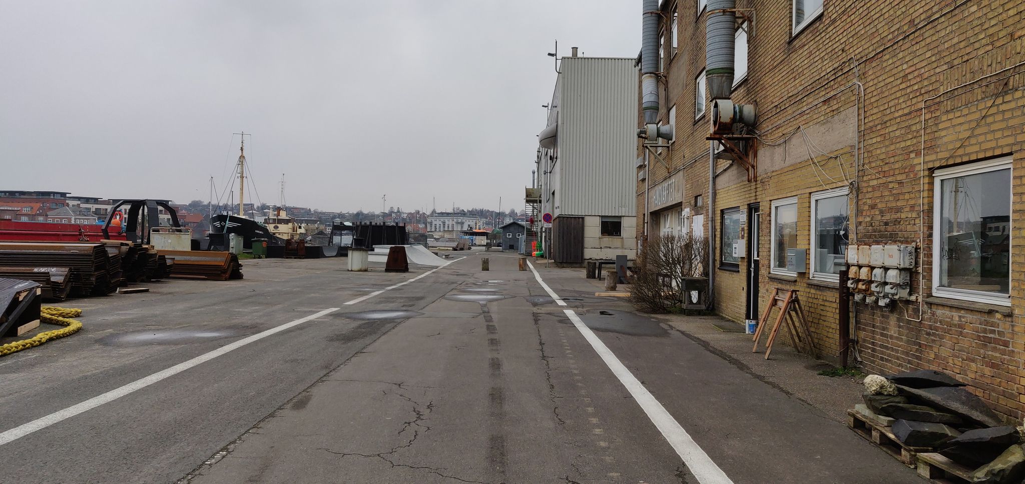 Mapillary-foto nær Ved siden af STUDIOS