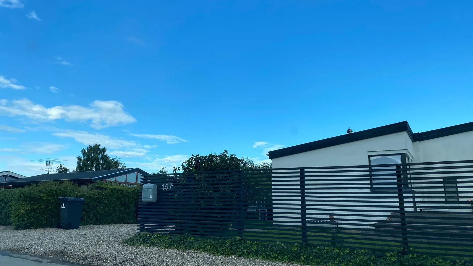 Mapillary-foto ved Badegewässer: HEJSAGER STRAND, FERIEHJEMMET PINNEBERG