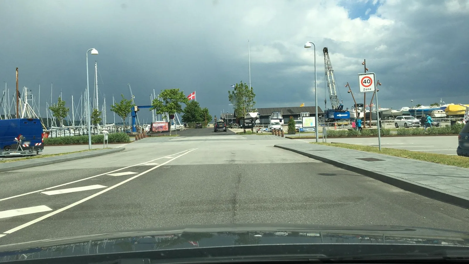 Mapillary-Foto bei Badegewässer: BADEBRO VED MOLEN PÅ SØNDERSTRAND
