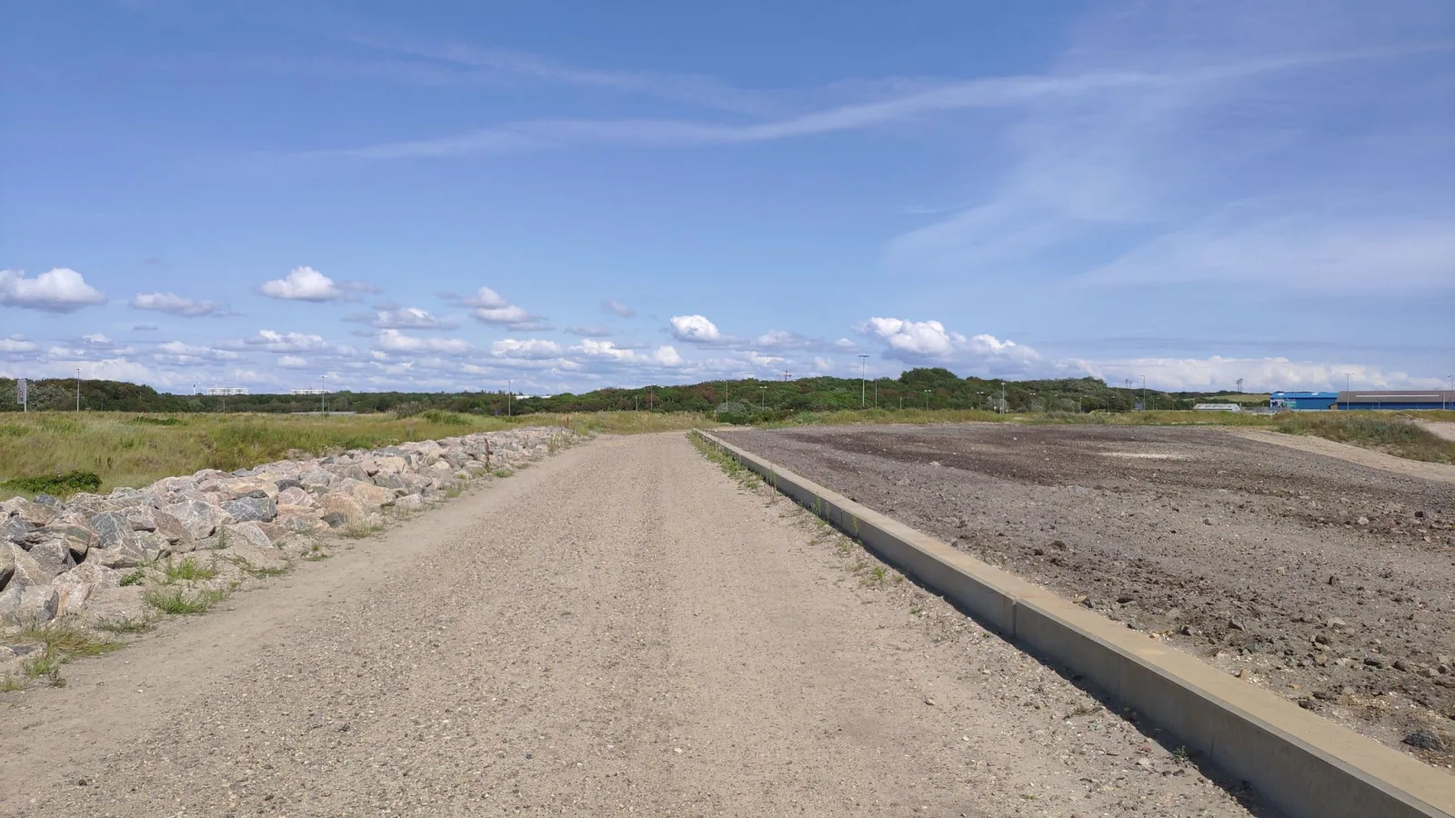 Mapillary-Foto in der Nähe von Badegewässer: ESBJERG STRAND - STØTTEPUNKTET