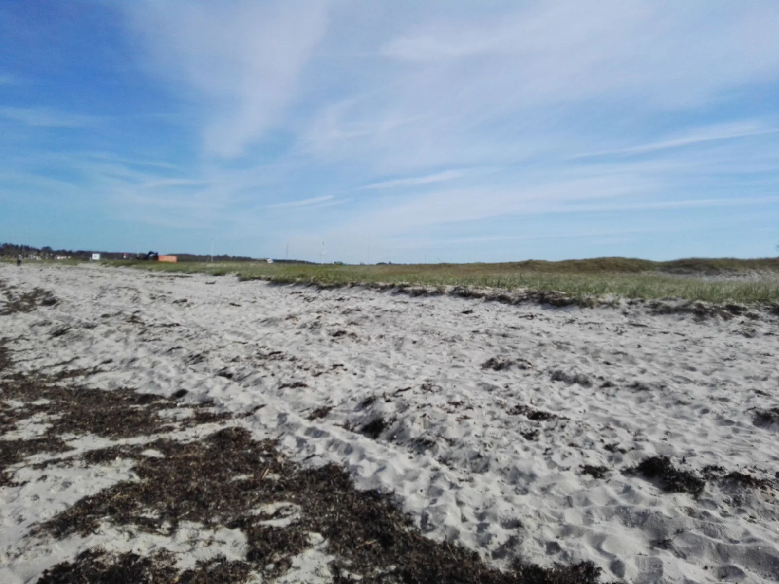 Mapillary-foto nær Badevand: KULHUSE STRAND VEST FOR HAVNEN