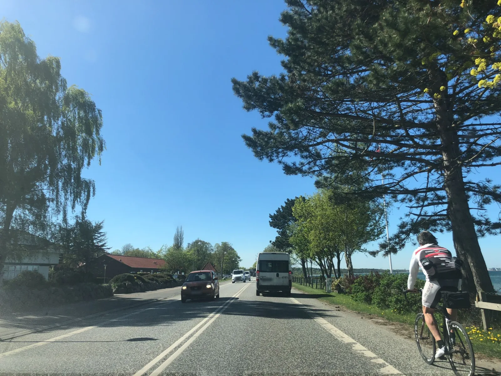 Mapillary-Foto in der Nähe von Badegewässer: STRANDPARKSVEJ