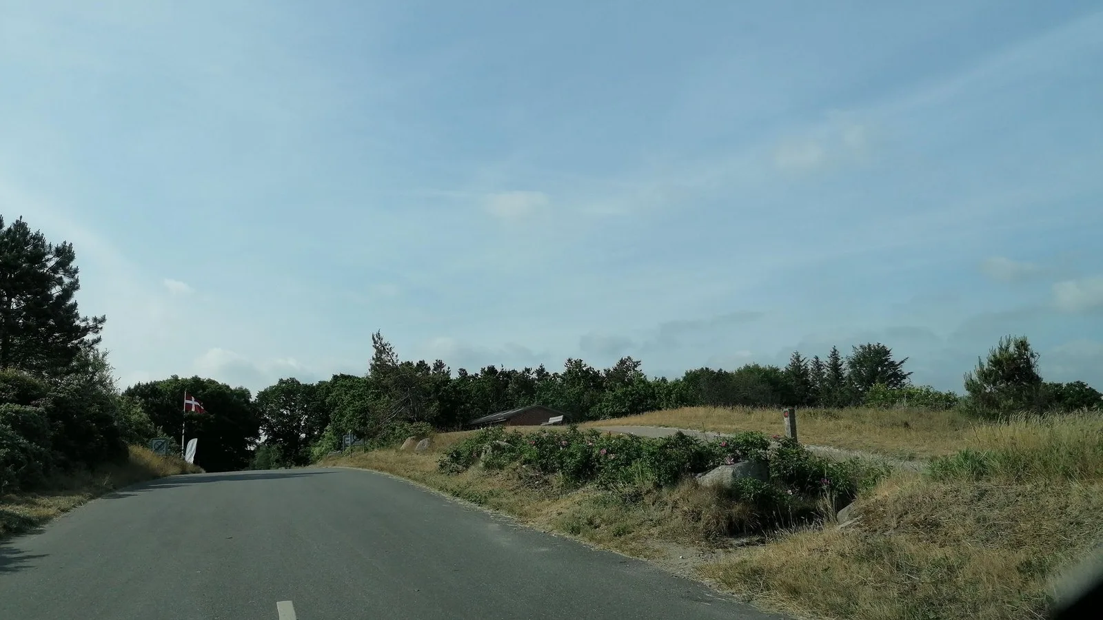 Mapillary-Foto bei Badegewässer: UD FOR MØLLEBÆKKEN