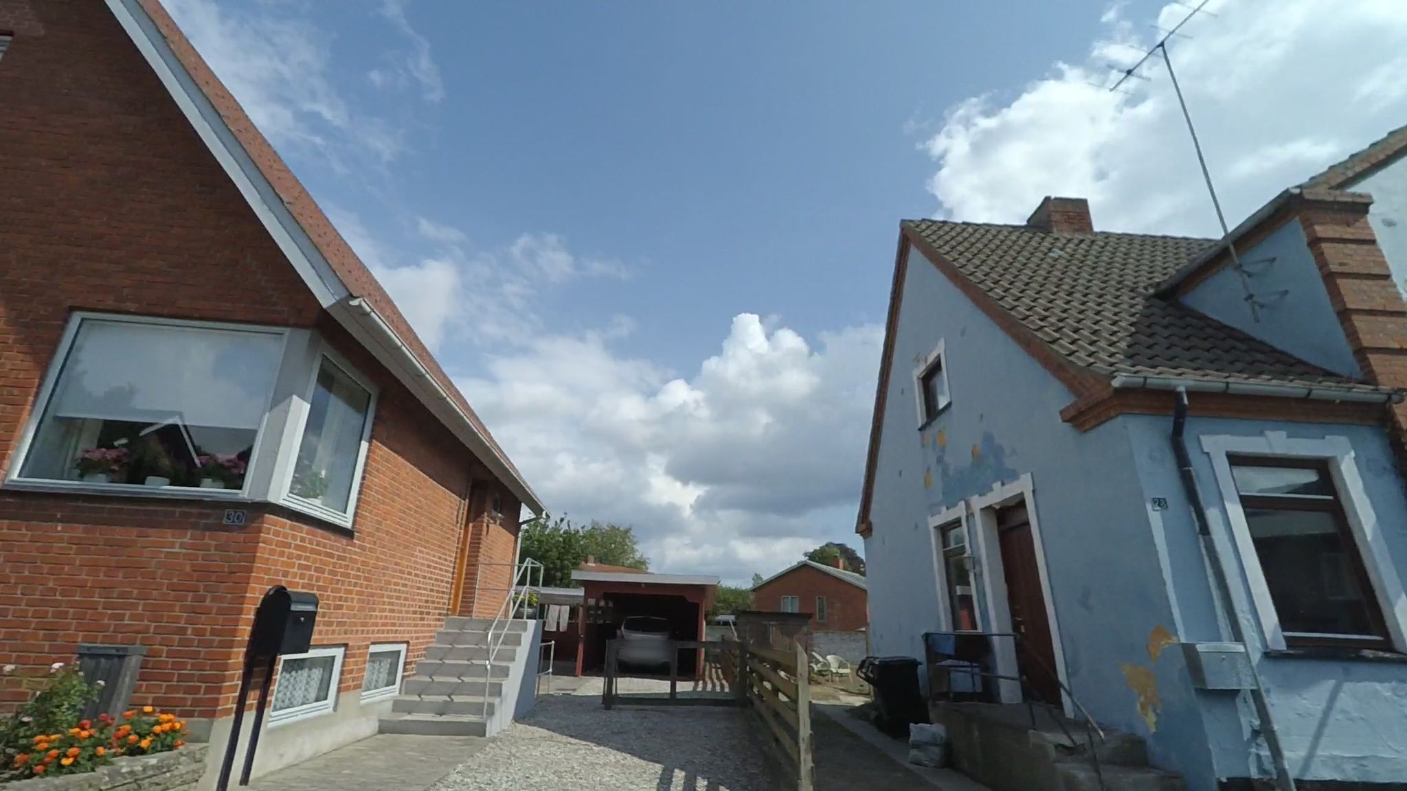 Mapillary-Foto in der Nähe von Ørsted Biograf