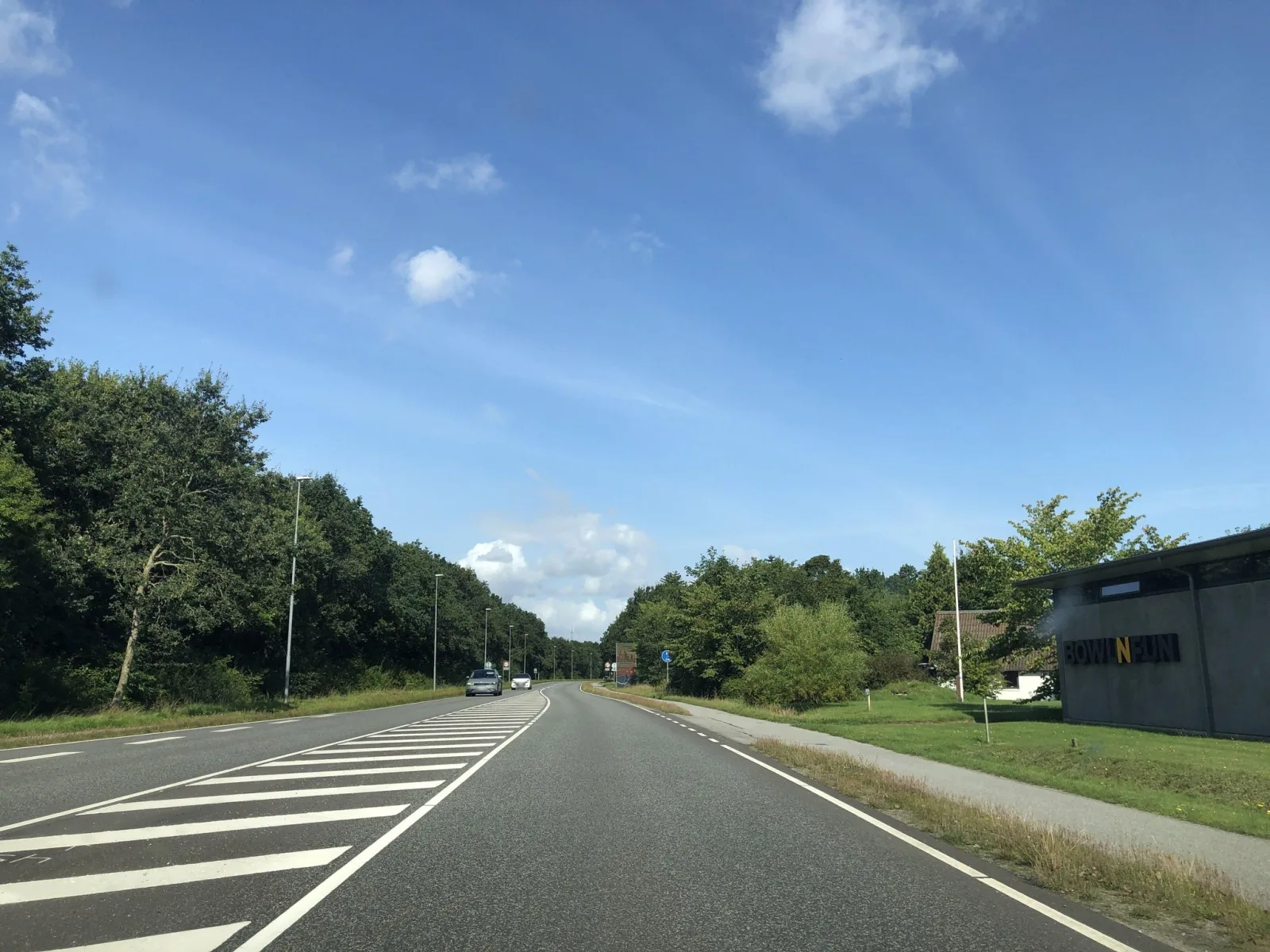 Mapillary-Foto in der Nähe von Bowl 'n' Fun Skive