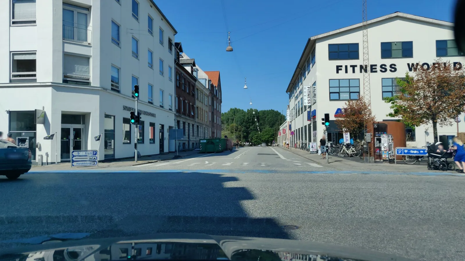 Mapillary-foto nær PureGym