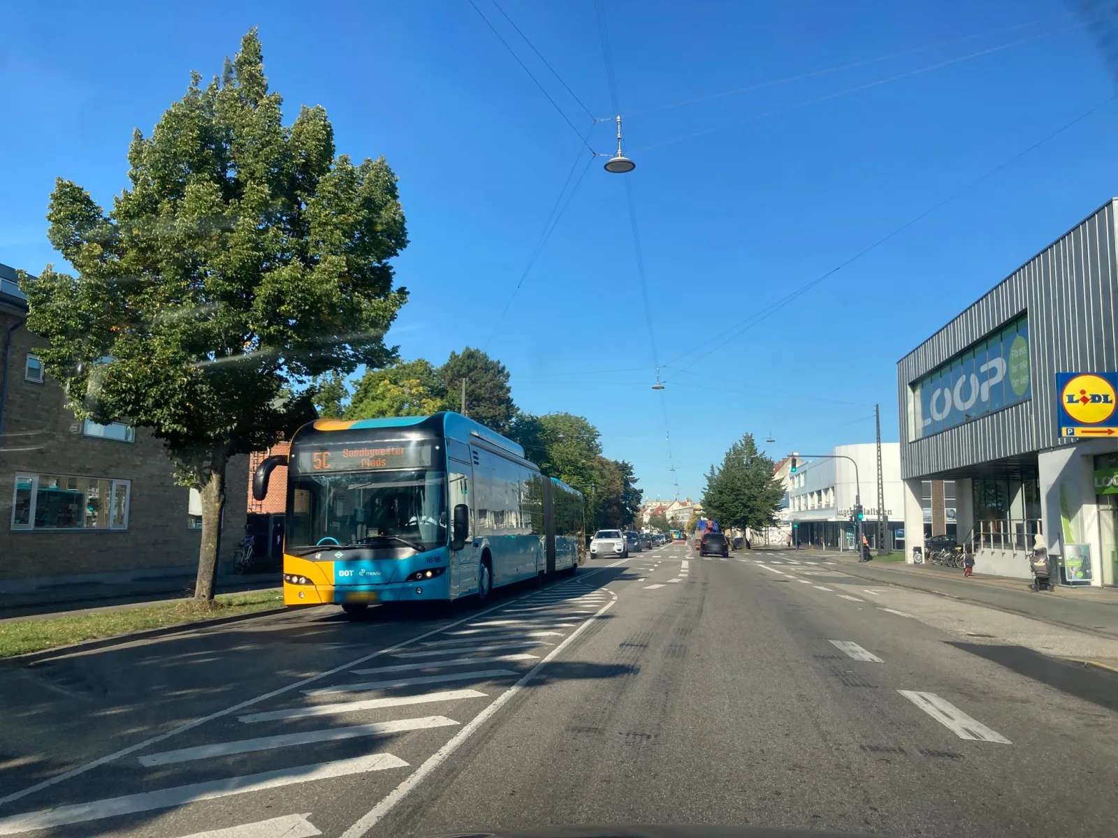 Mapillary-Foto in der Nähe von PureGym