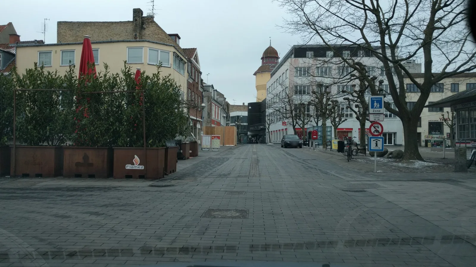Mapillary-Foto in der Nähe von MimoGym