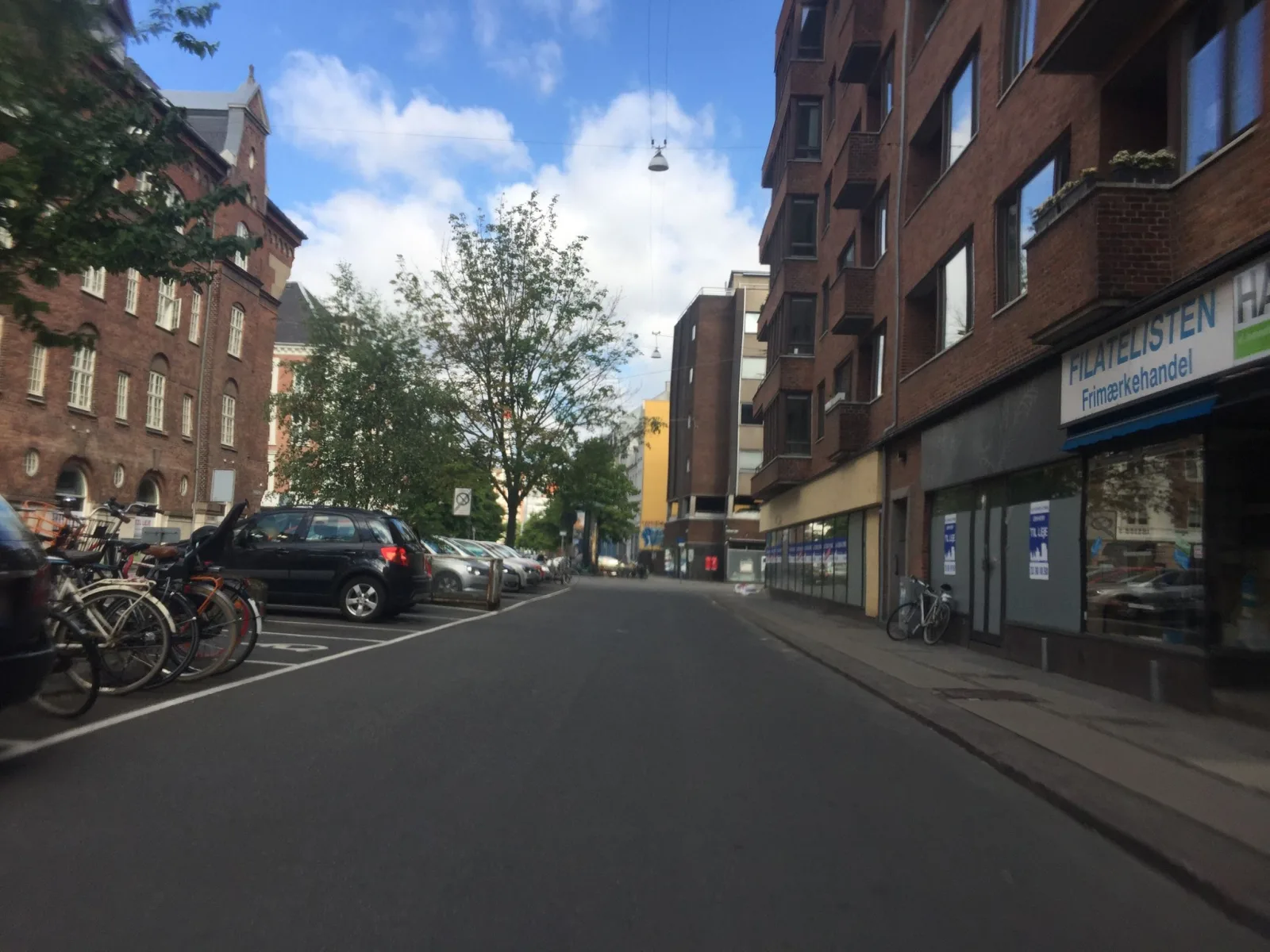 Mapillary-Foto in der Nähe von Kaatsu Fitness