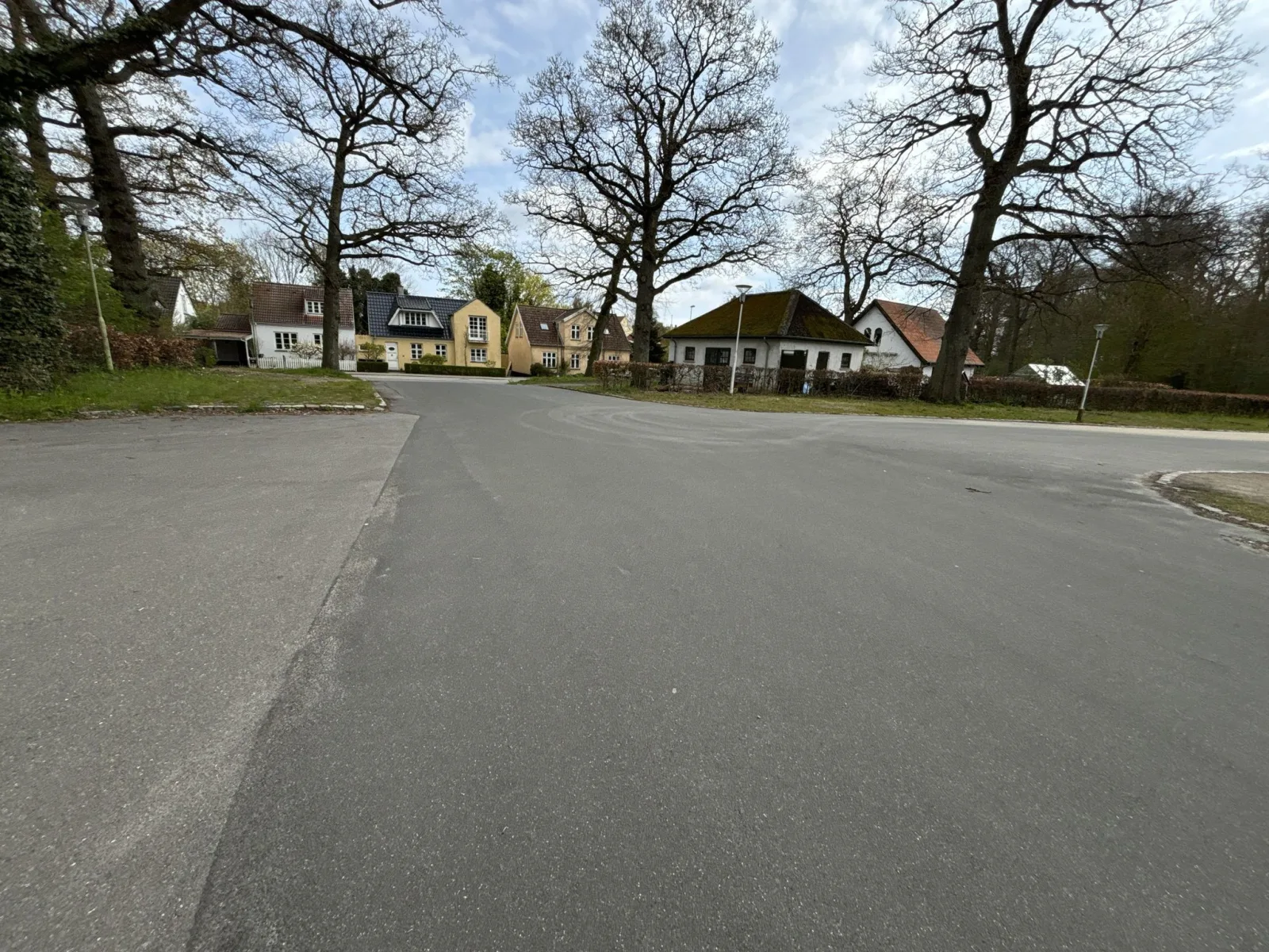 Mapillary-Foto in der Nähe von Pavillon K