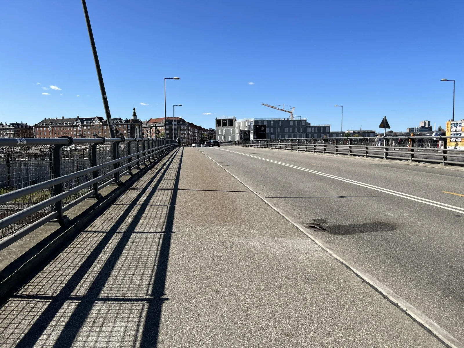 Mapillary-Foto in der Nähe von SHC Kaktus Towers