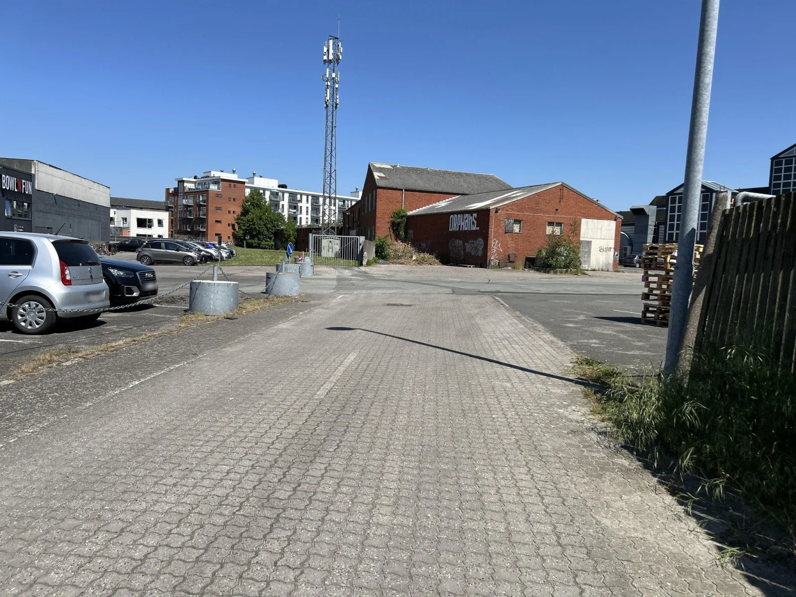 Mapillary-Foto in der Nähe von Bowl'n' Fun Odense
