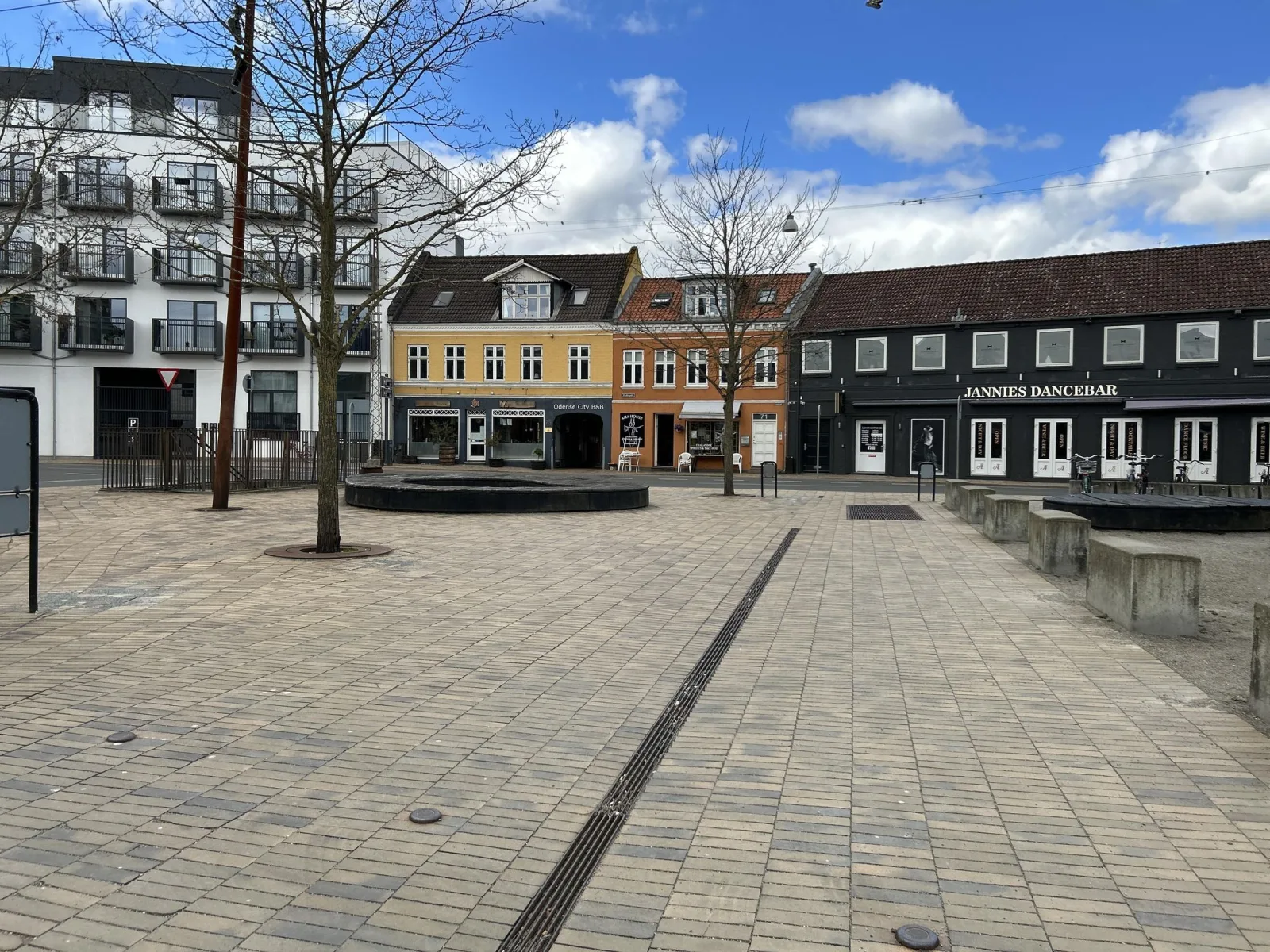 Mapillary-Foto in der Nähe von I Pupi Siciliani