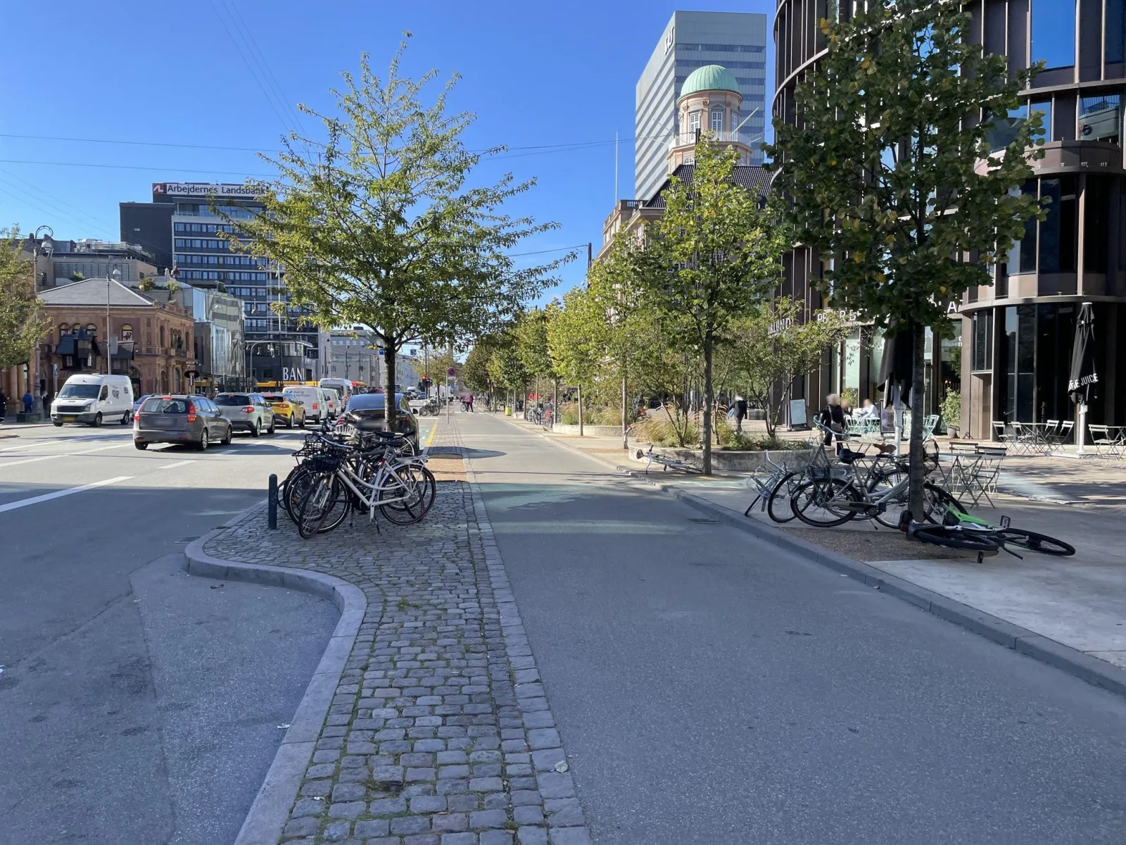 Mapillary-foto nær Crème by Nimb