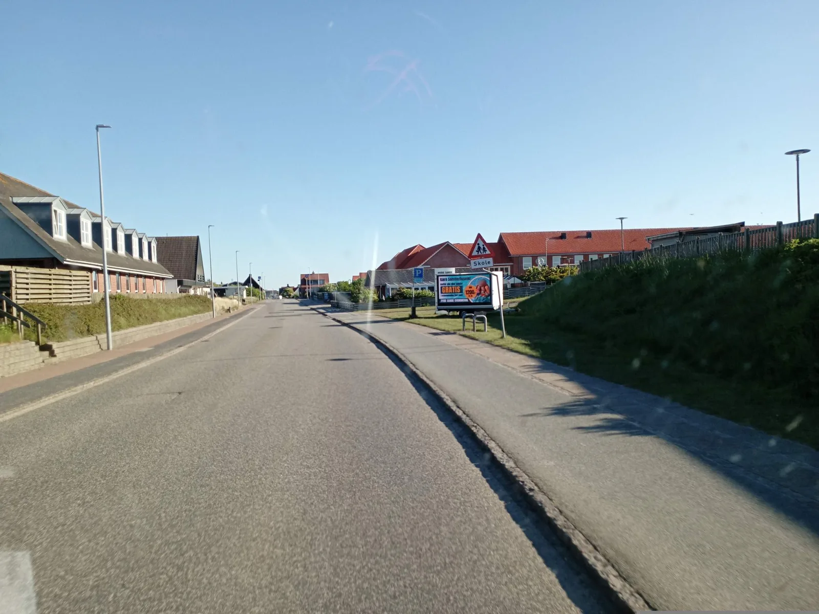 Mapillary-Foto in der Nähe von Hvide Sande Hallen Cafeteria