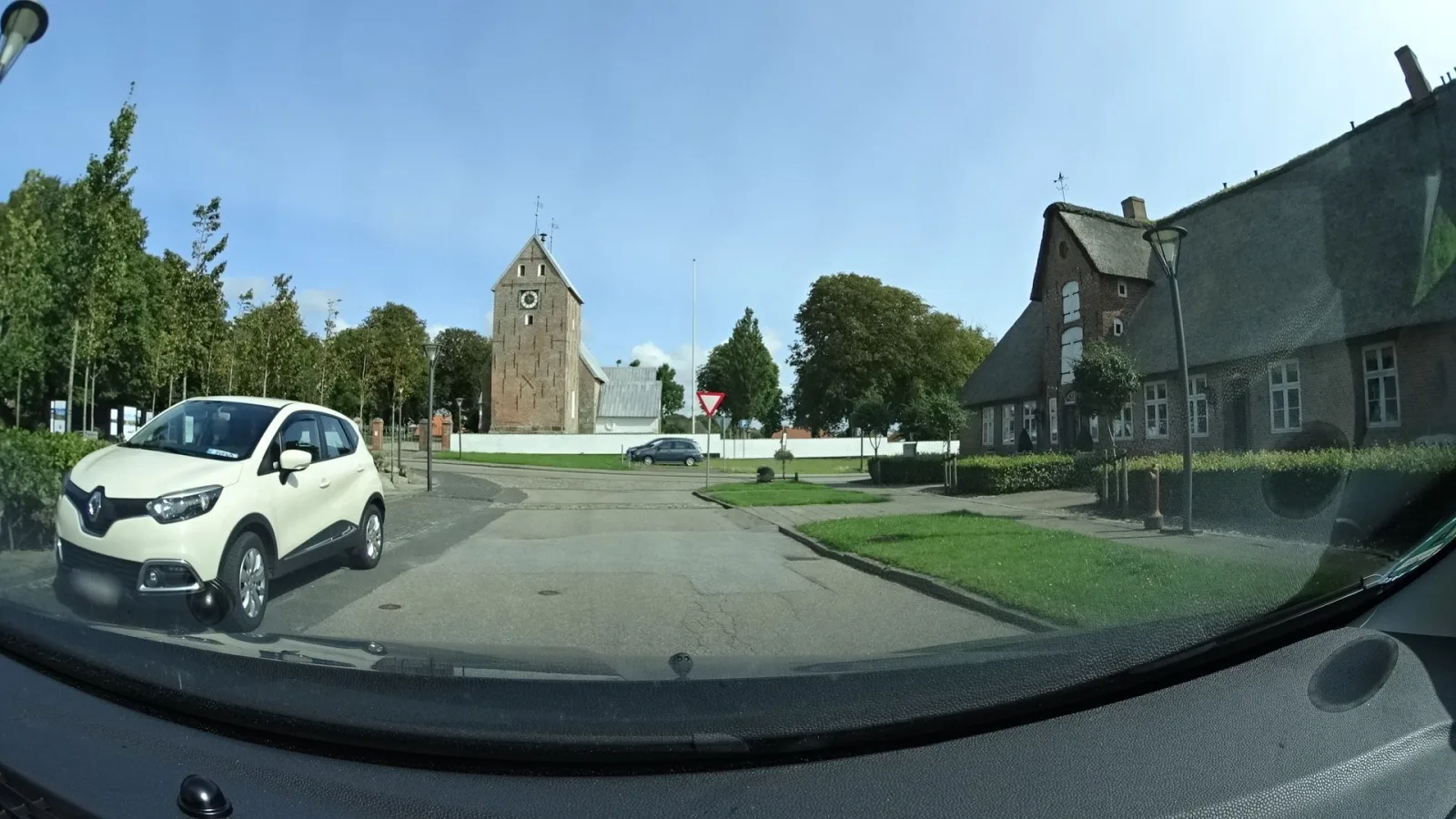 Mapillary-foto nær isNkram