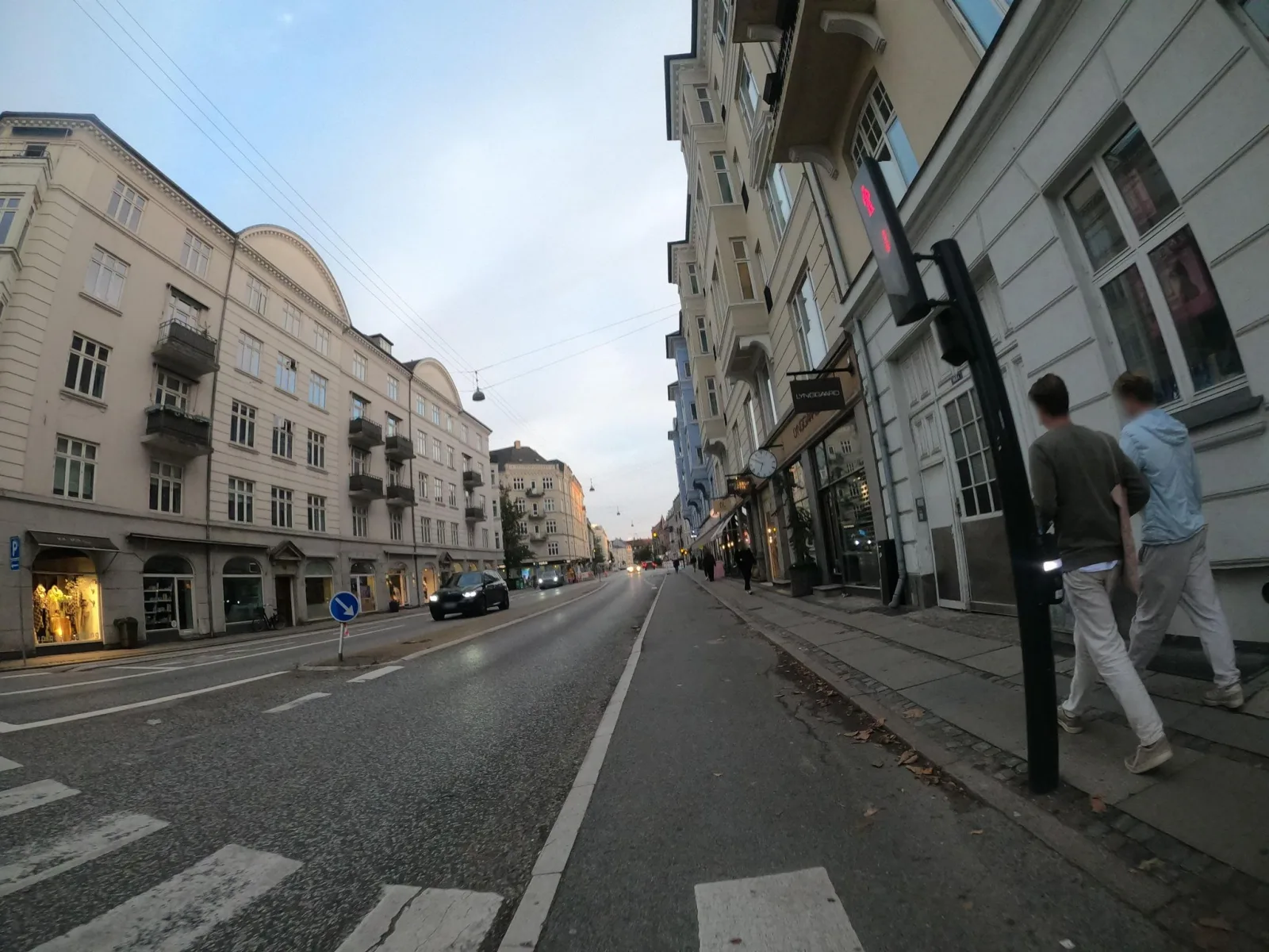 Mapillary-Foto in der Nähe von DaBasso
