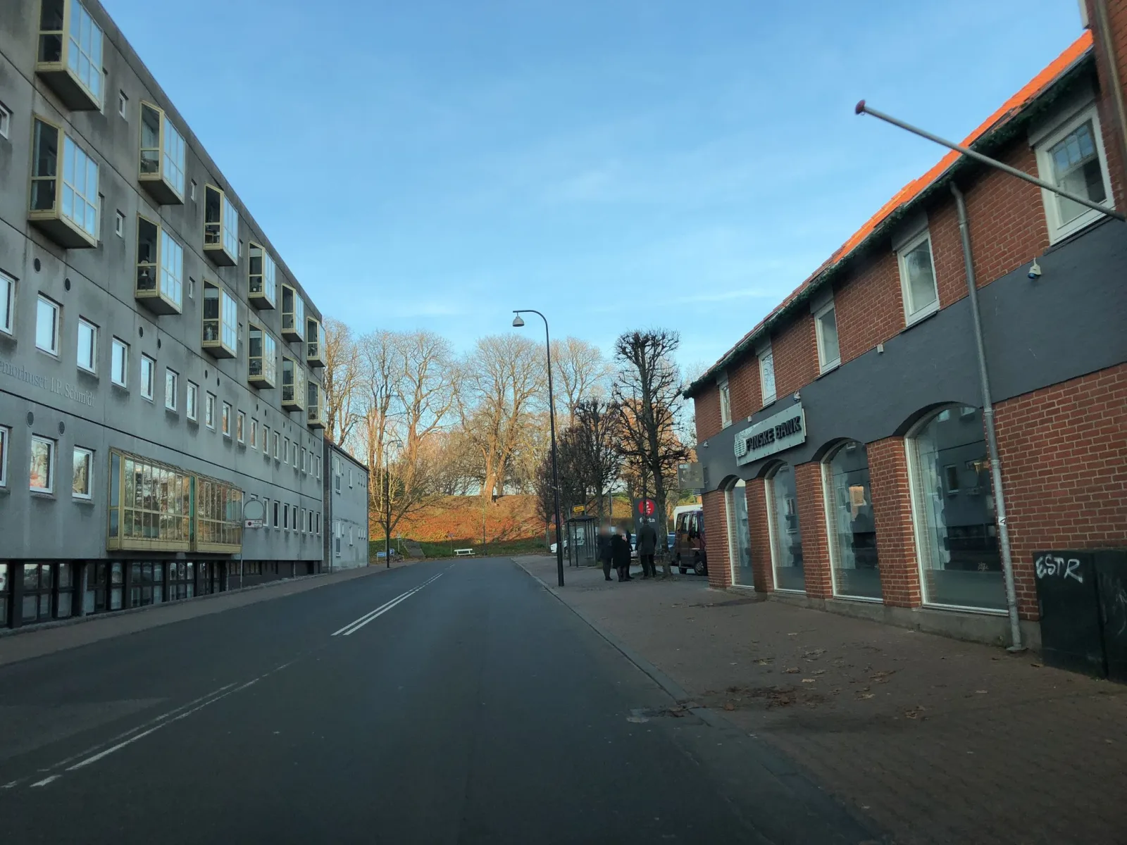 Mapillary-Foto in der Nähe von Istanbul Pizza & Kebab