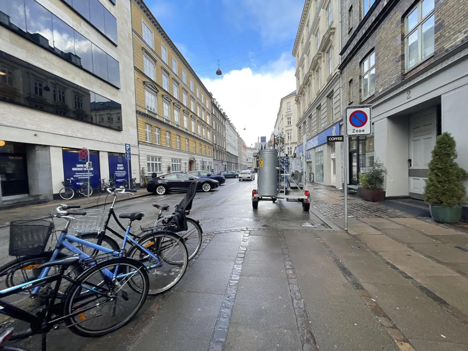 Mapillary-foto nær Dallas Coffee