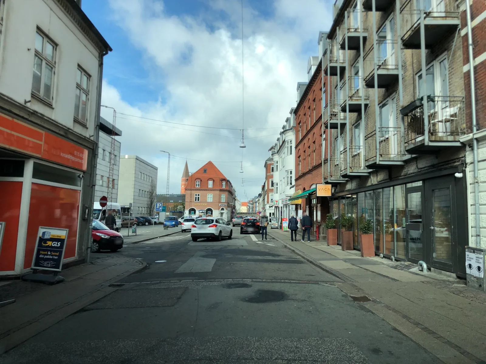 Mapillary-Foto in der Nähe von SushiMania