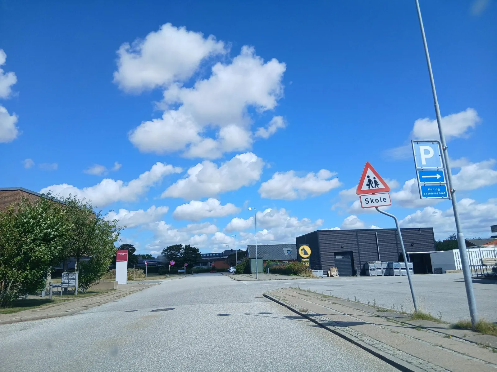 Mapillary-Foto in der Nähe von Sydthy Svømmebad cafeteriet