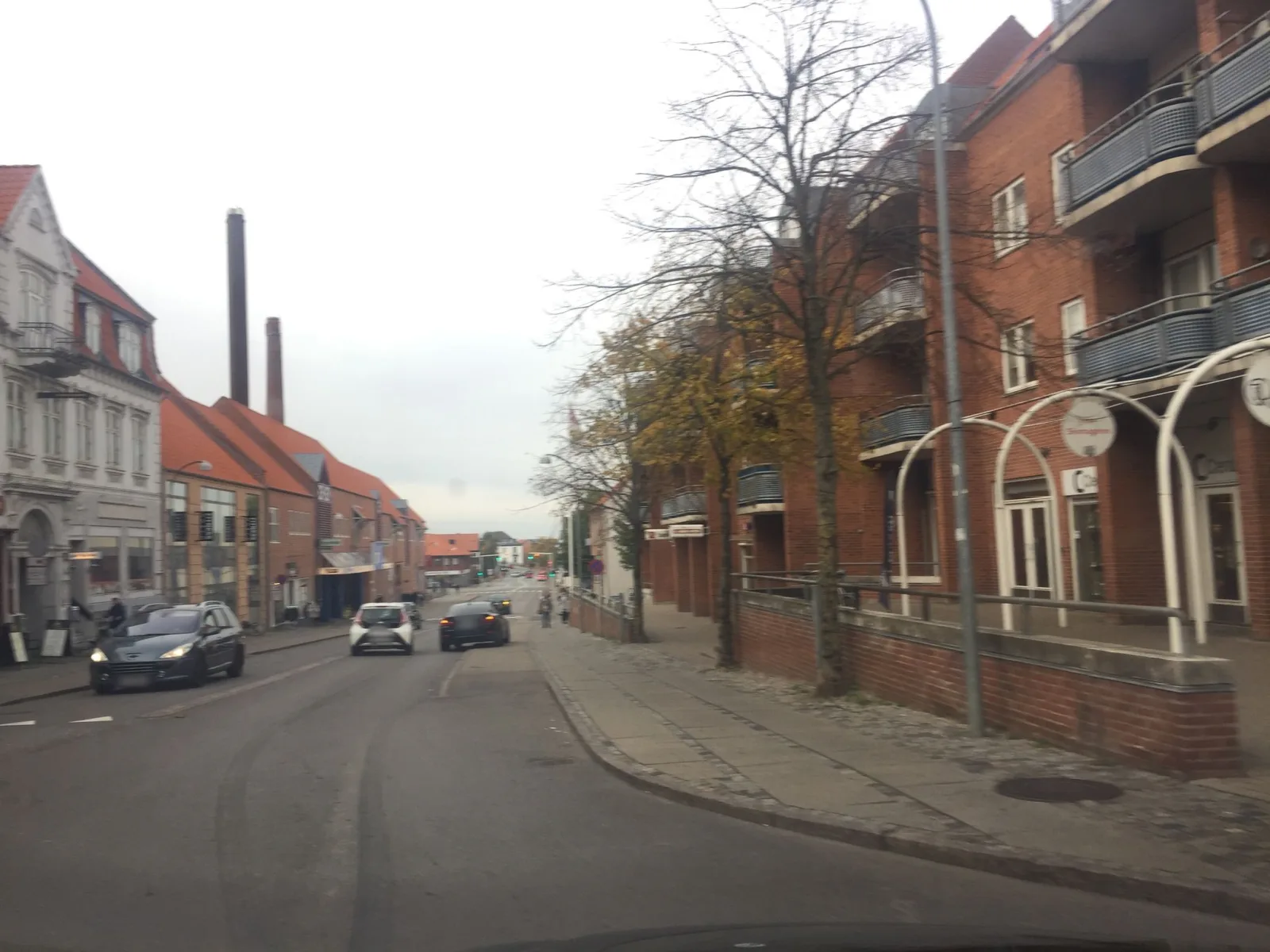 Mapillary-Foto in der Nähe von Roast & Beef