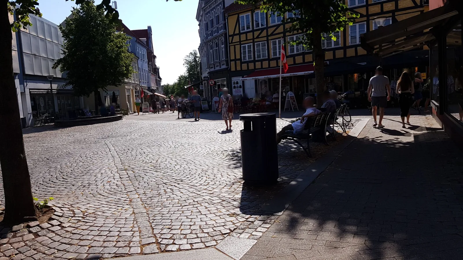 Mapillary-Foto in der Nähe von King of Kebab