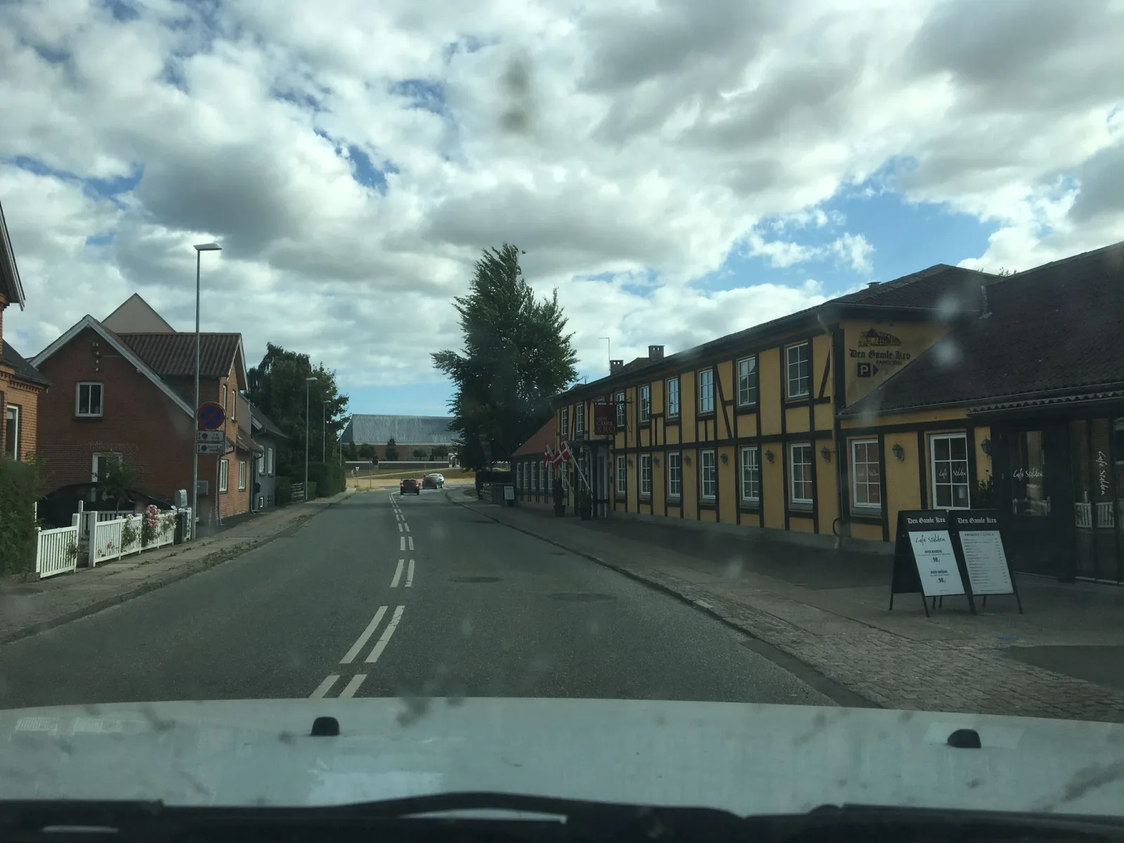 Mapillary-foto nær Kanisthas Thai Restaurant og Takeaway