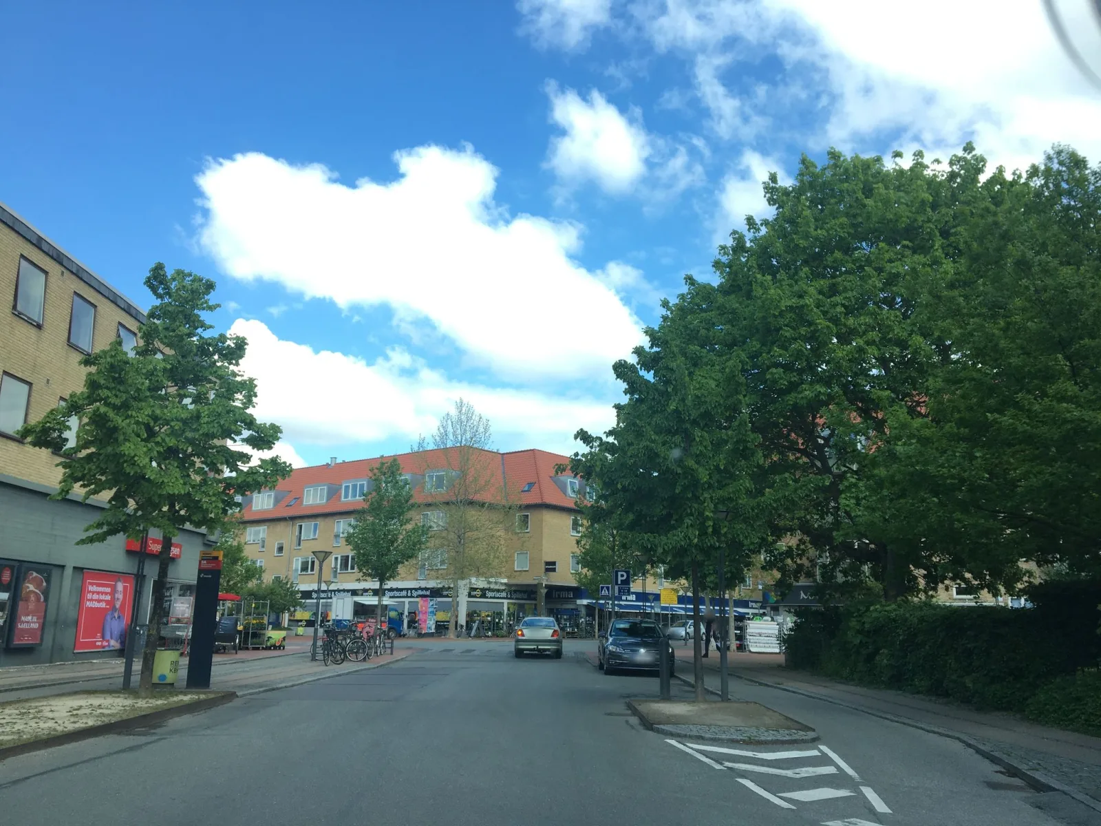 Mapillary-Foto in der Nähe von Disc Caféen