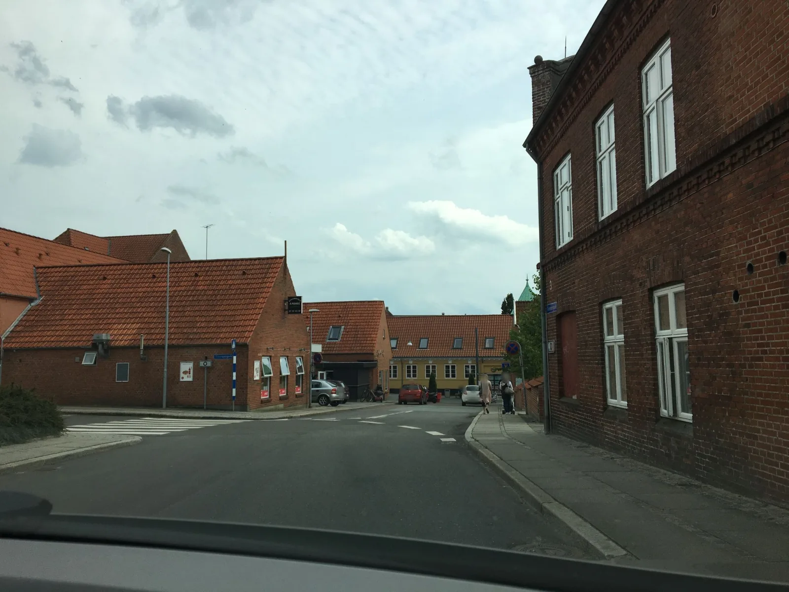 Mapillary-Foto in der Nähe von Kebabhuset Amore