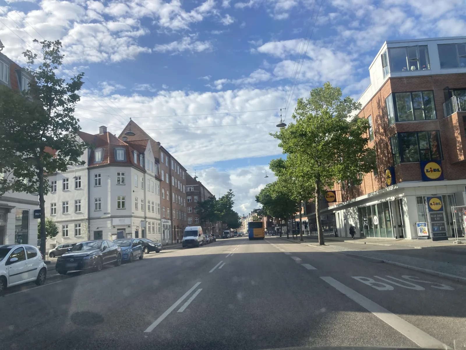 Mapillary-foto nær Dragon Grill Express