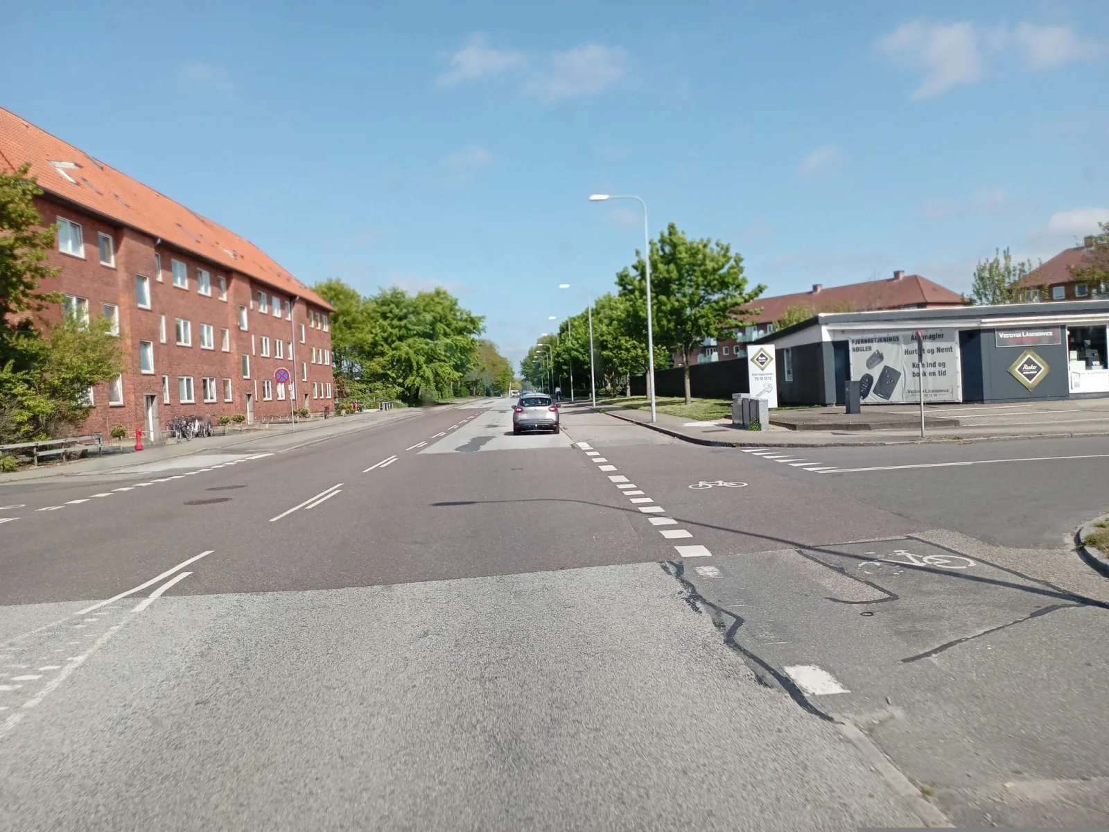 Mapillary-Foto in der Nähe von La Pizza Factory