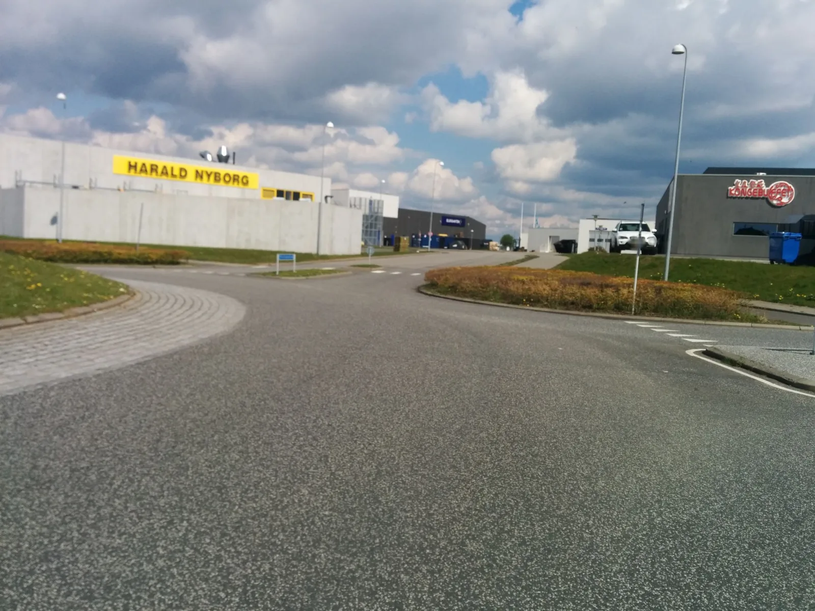 Mapillary-foto nær Konge Buffet