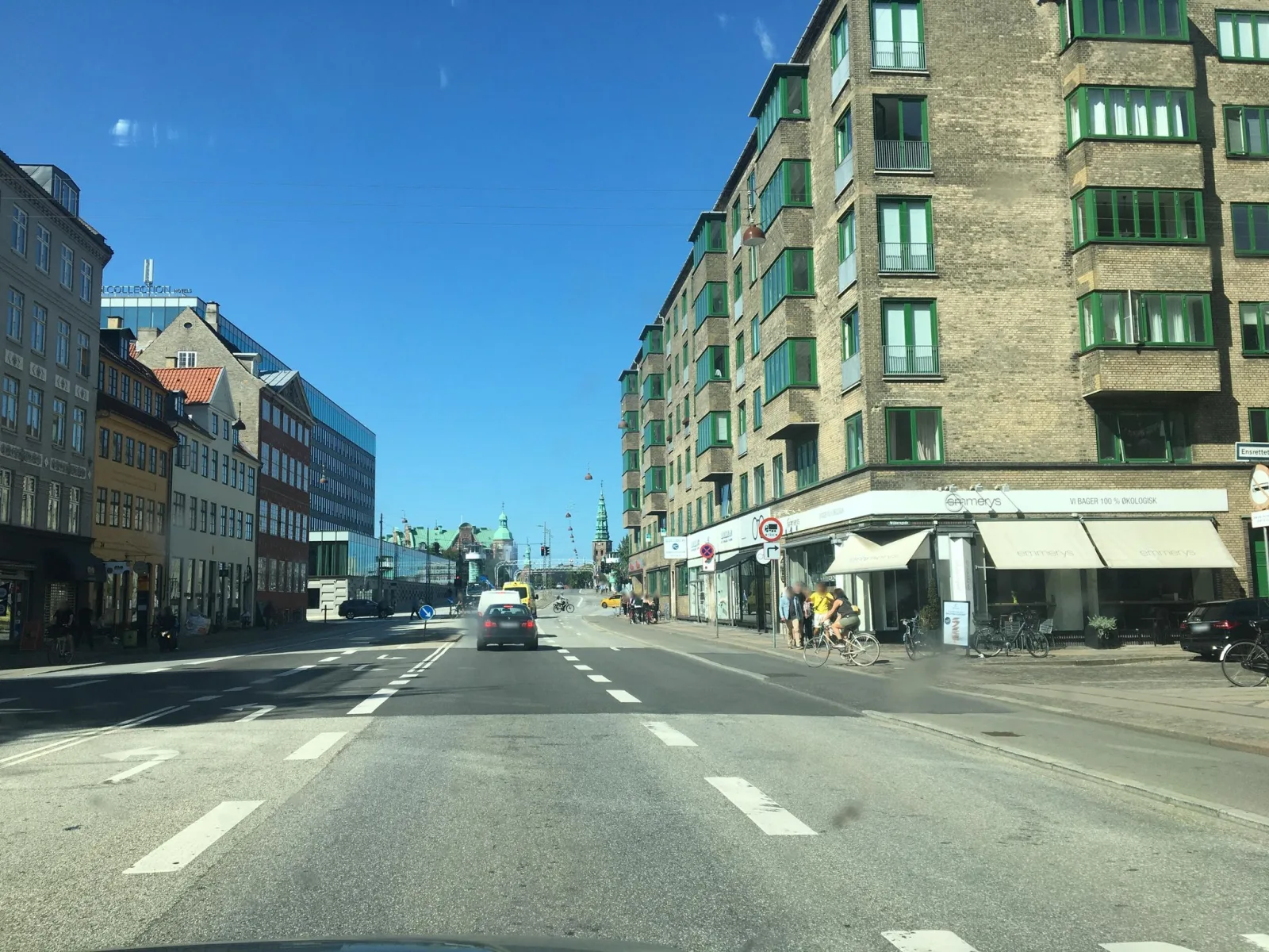 Mapillary-Foto in der Nähe von Espresso House