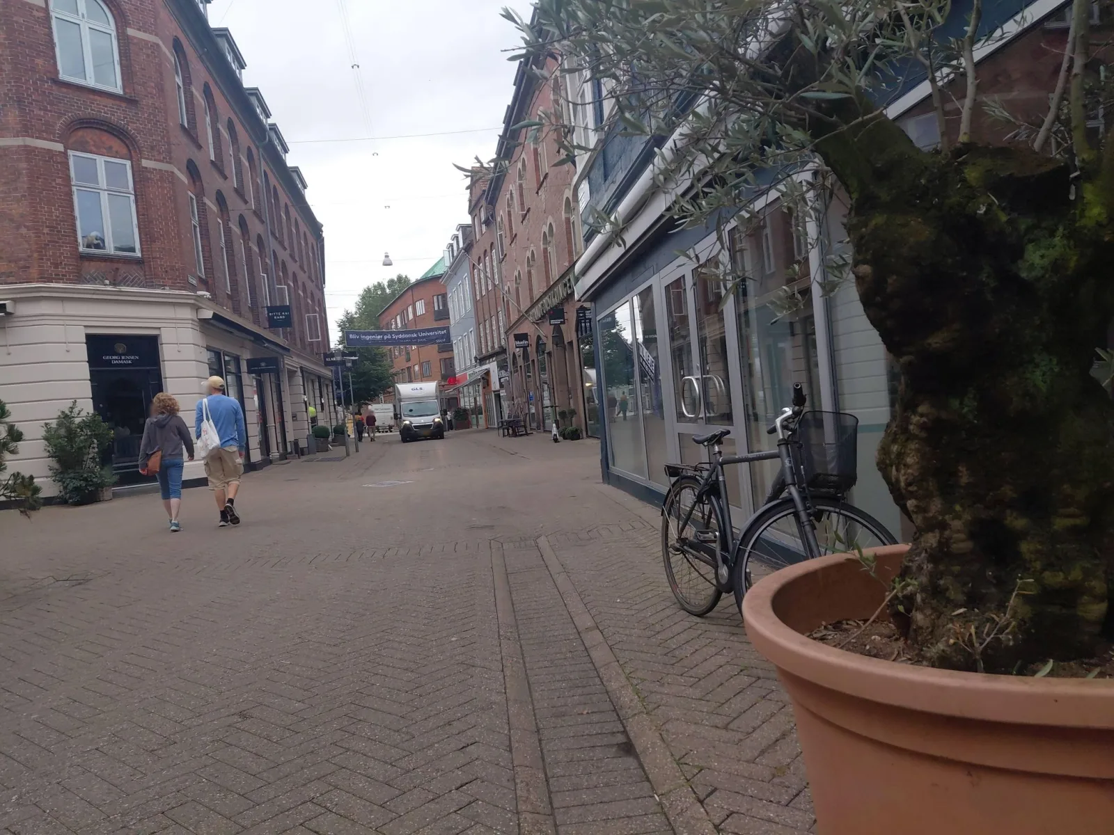 Mapillary-foto nær Mammas Pizzeria
