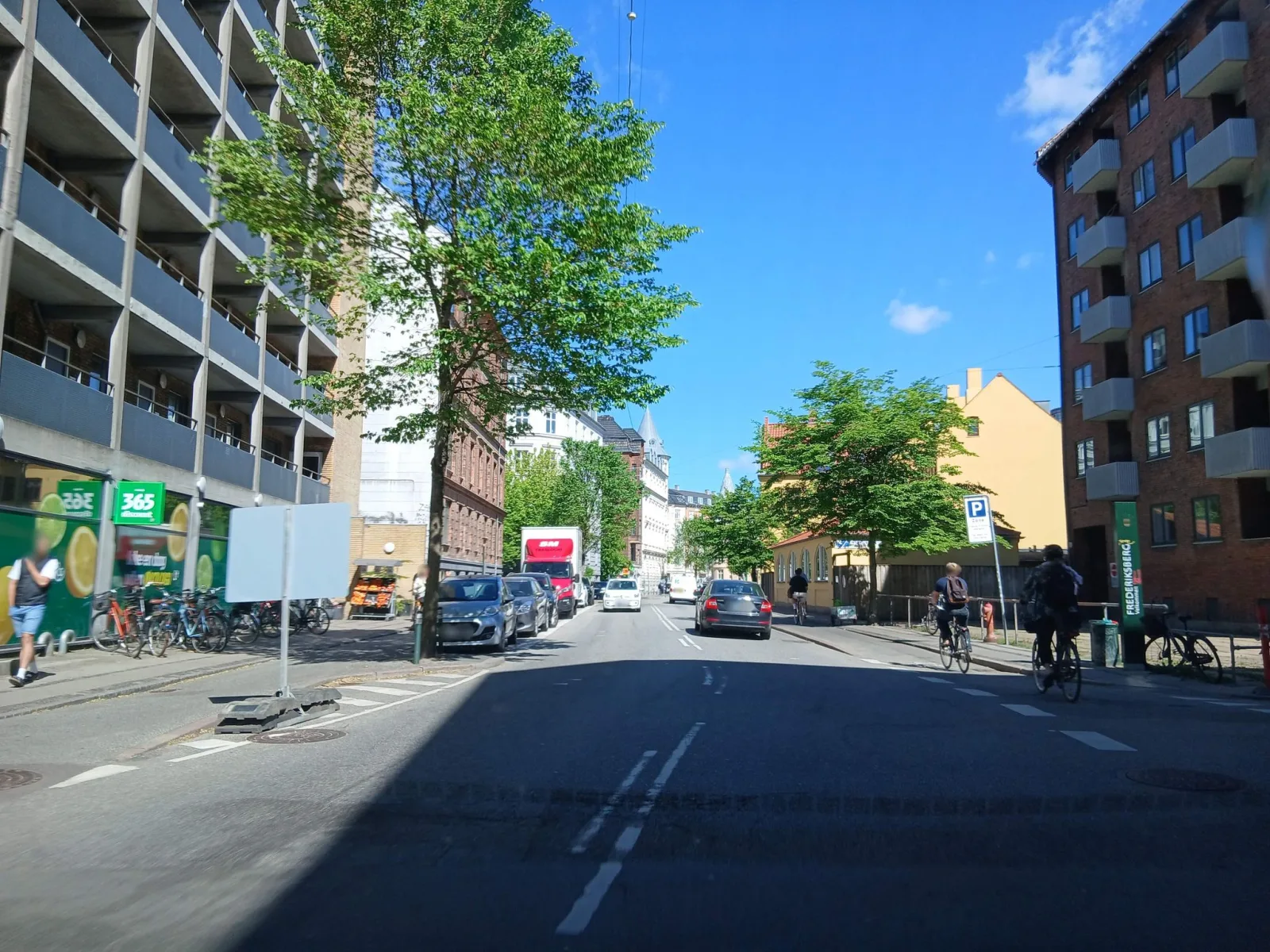Mapillary-Foto in der Nähe von Galleri Puls Art