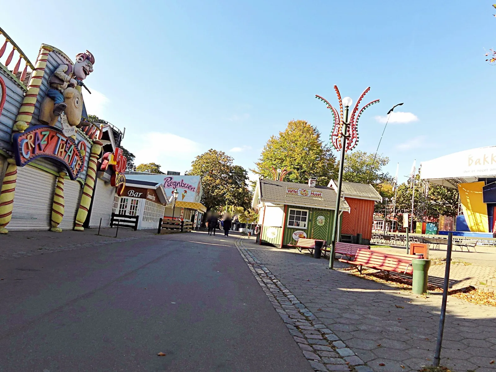 Mapillary-Foto in der Nähe von Kænguru