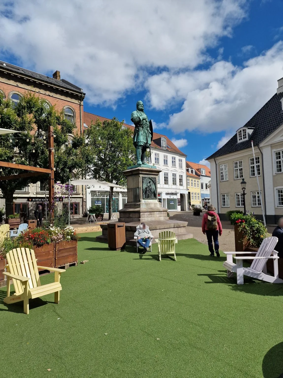 Mapillary-Foto in der Nähe von Keramikcafeen
