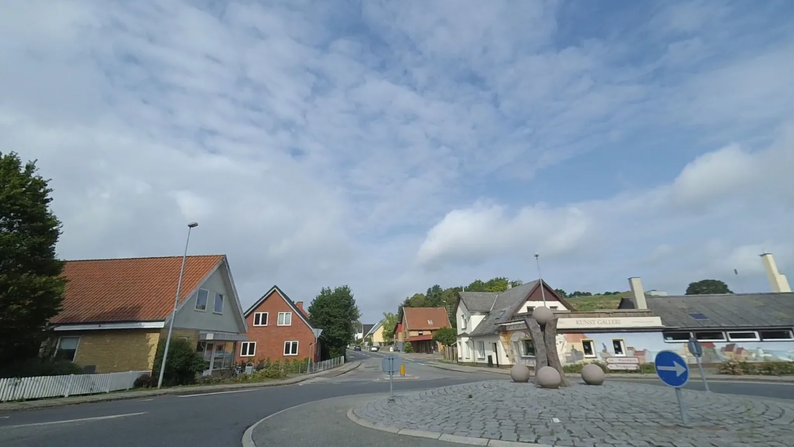 Mapillary-Foto in der Nähe von Kunst og Kage