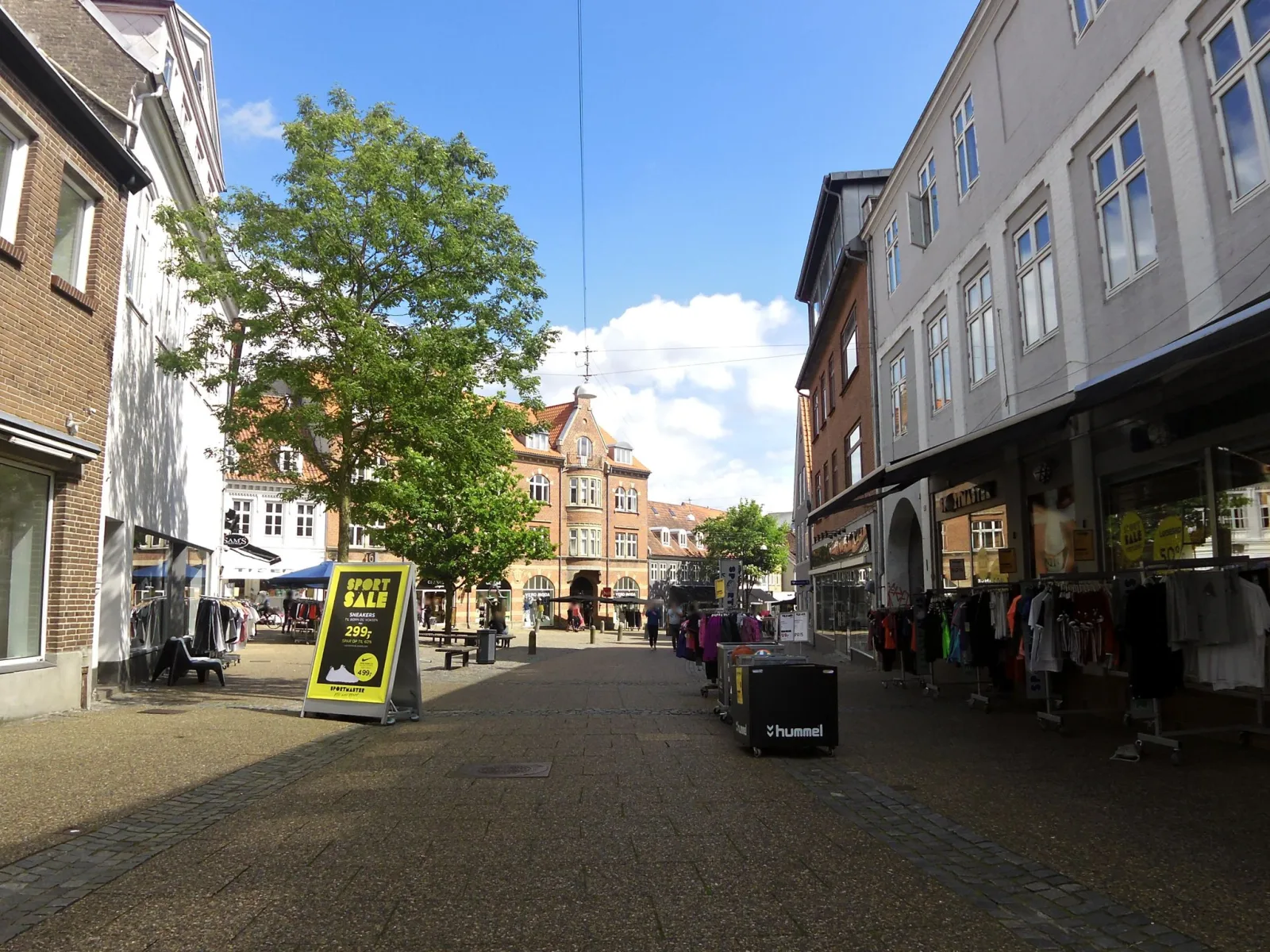 Mapillary-Foto in der Nähe von Mason&Vito