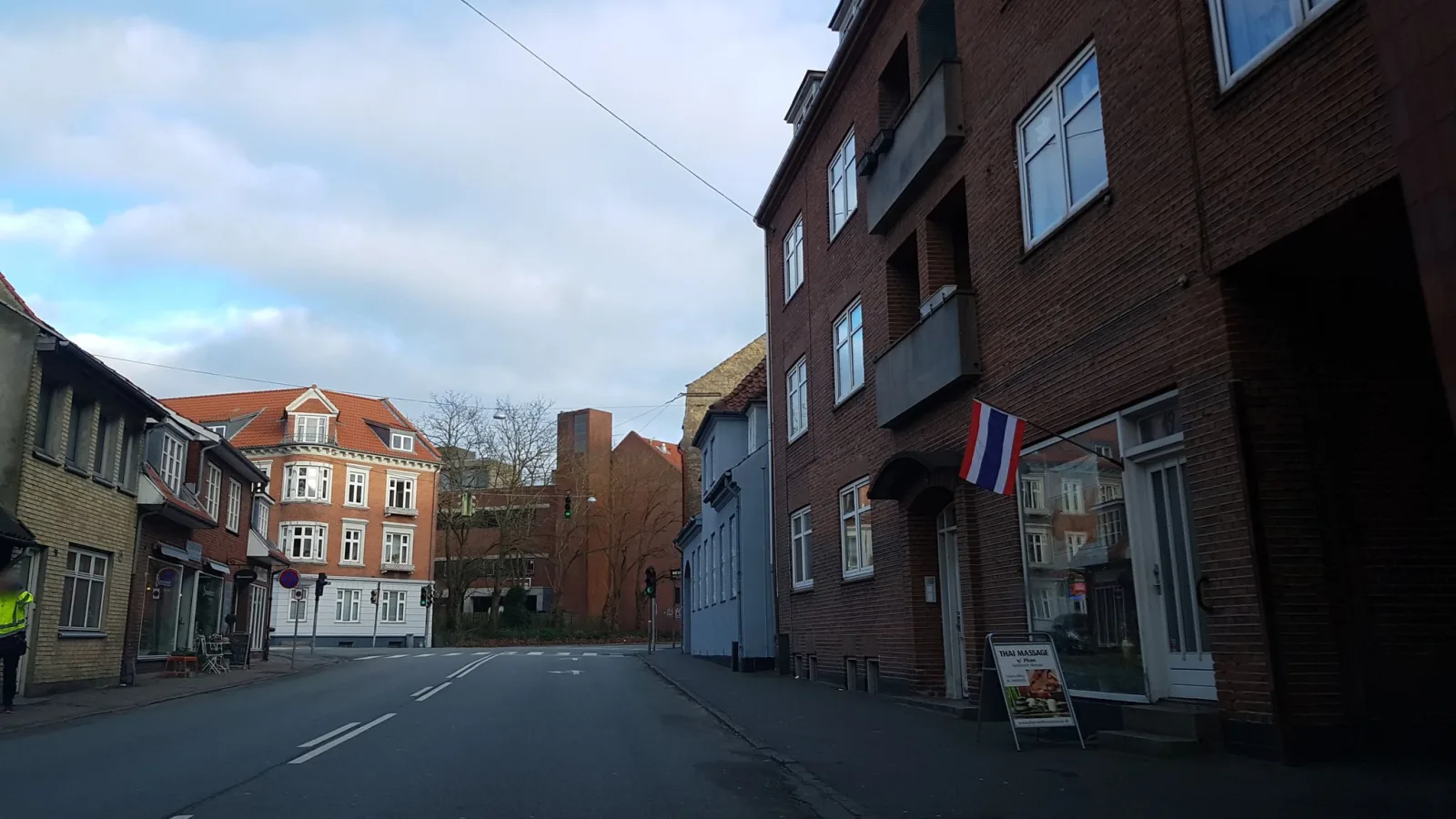 Mapillary-Foto in der Nähe von Viking Pizzaria