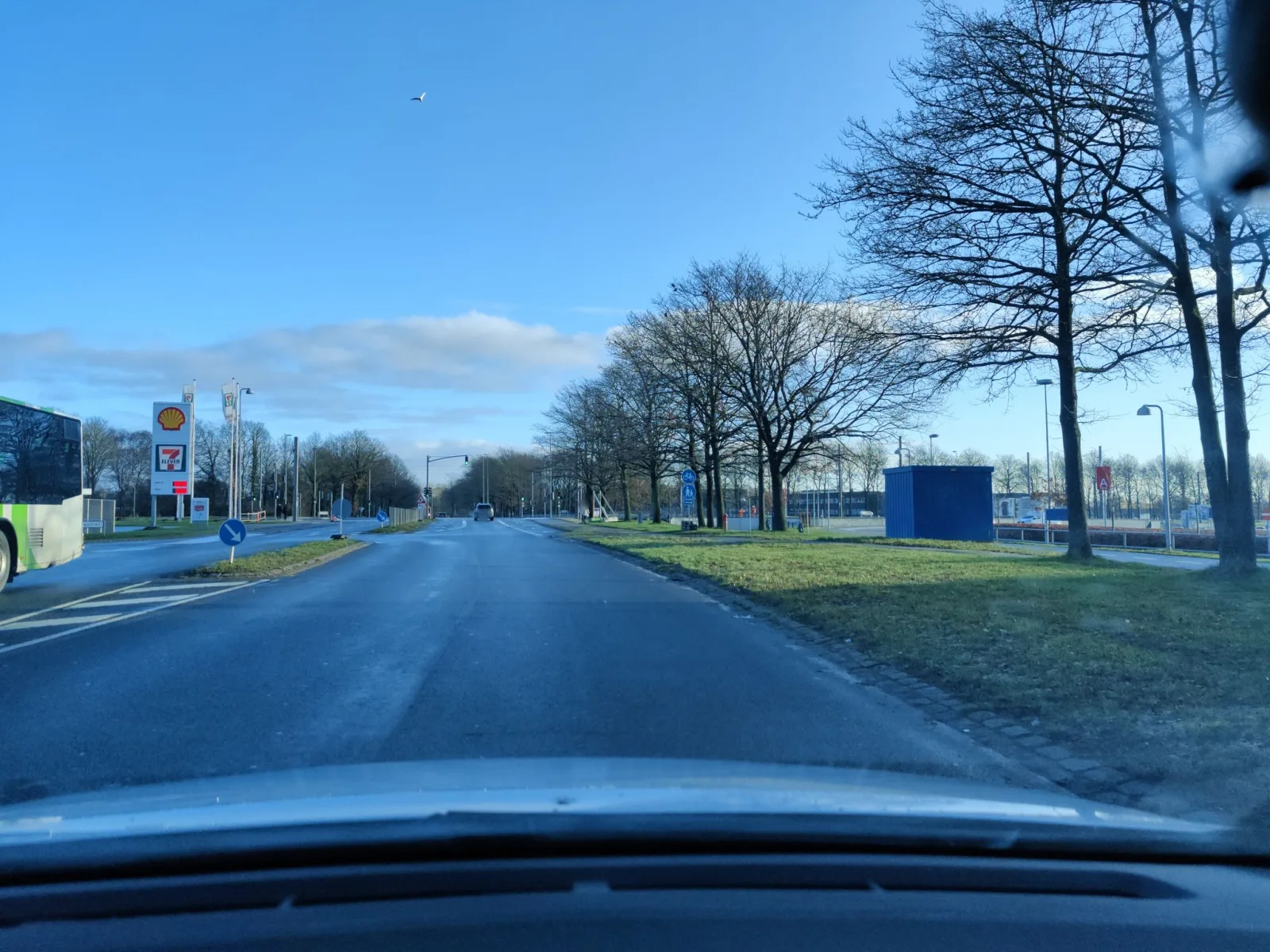 Mapillary-Foto in der Nähe von McDonald's