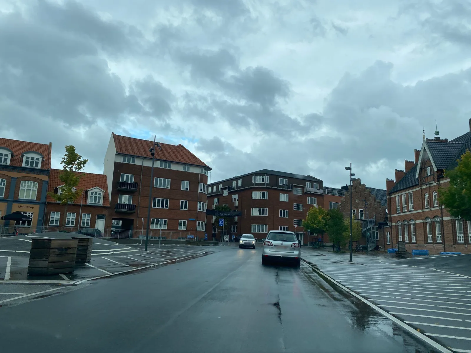 Mapillary-Foto in der Nähe von Madværket Bindslevs Plads College 360